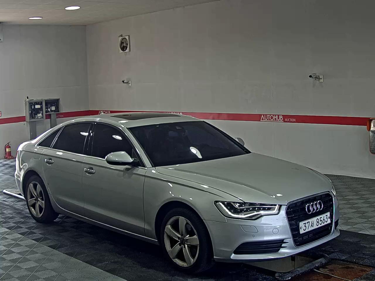 أودي إيه 6 (4Th Gen) 35 TDI Dynamic 2015
