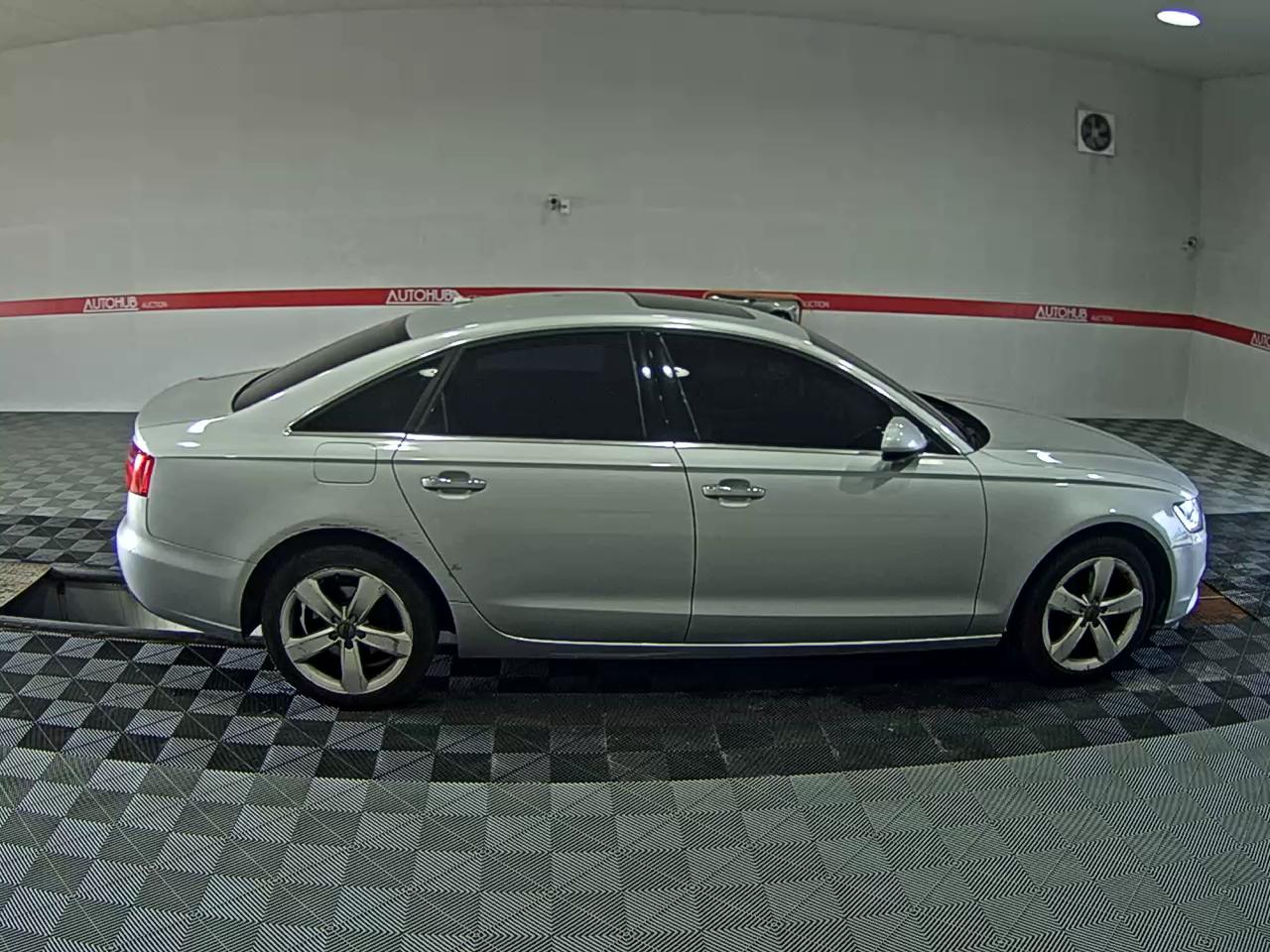 أودي إيه 6 (4Th Gen) 35 TDI Dynamic 2015