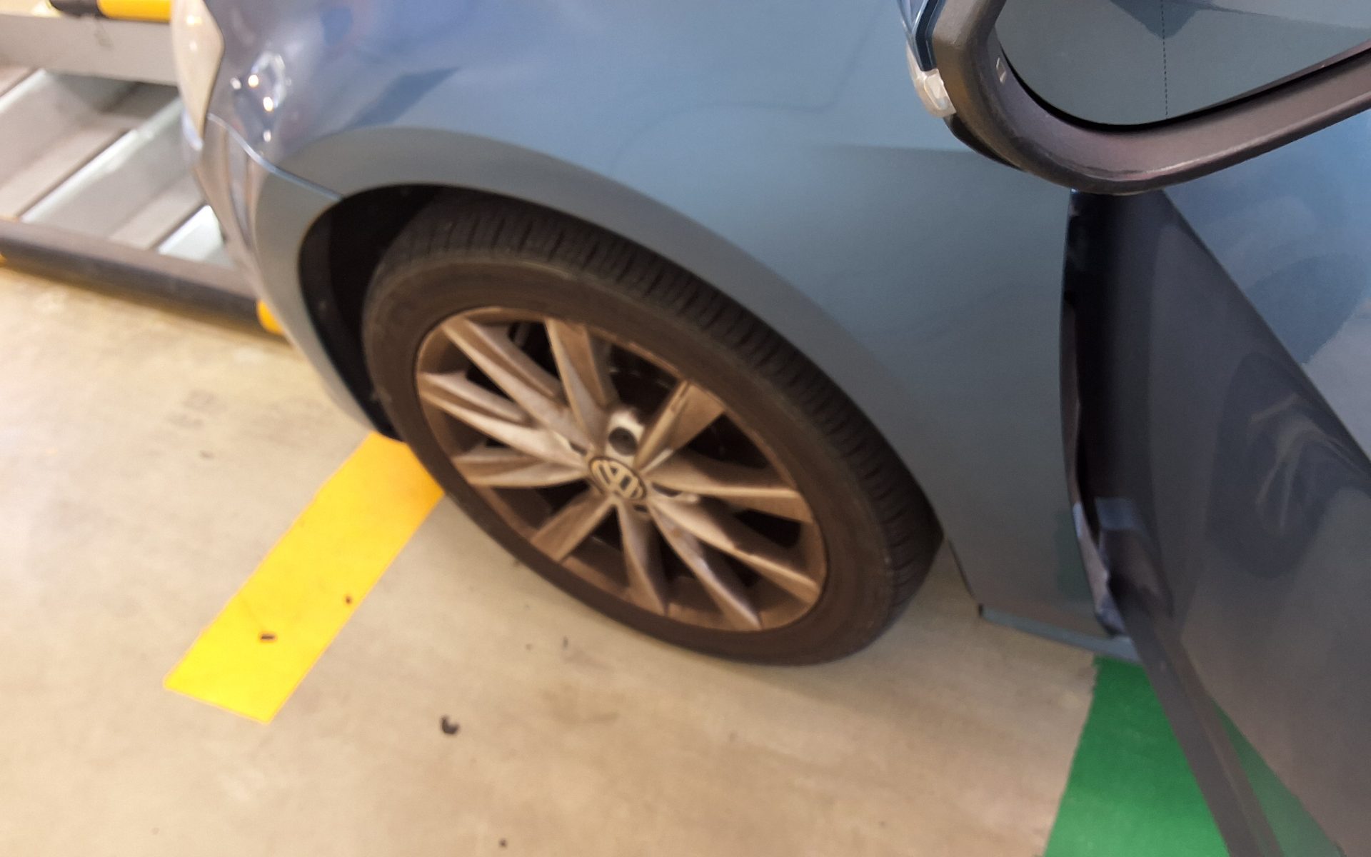 فولكس فاجن جولف (7Th Gen) 1.6 TDI Bluemotion 2014