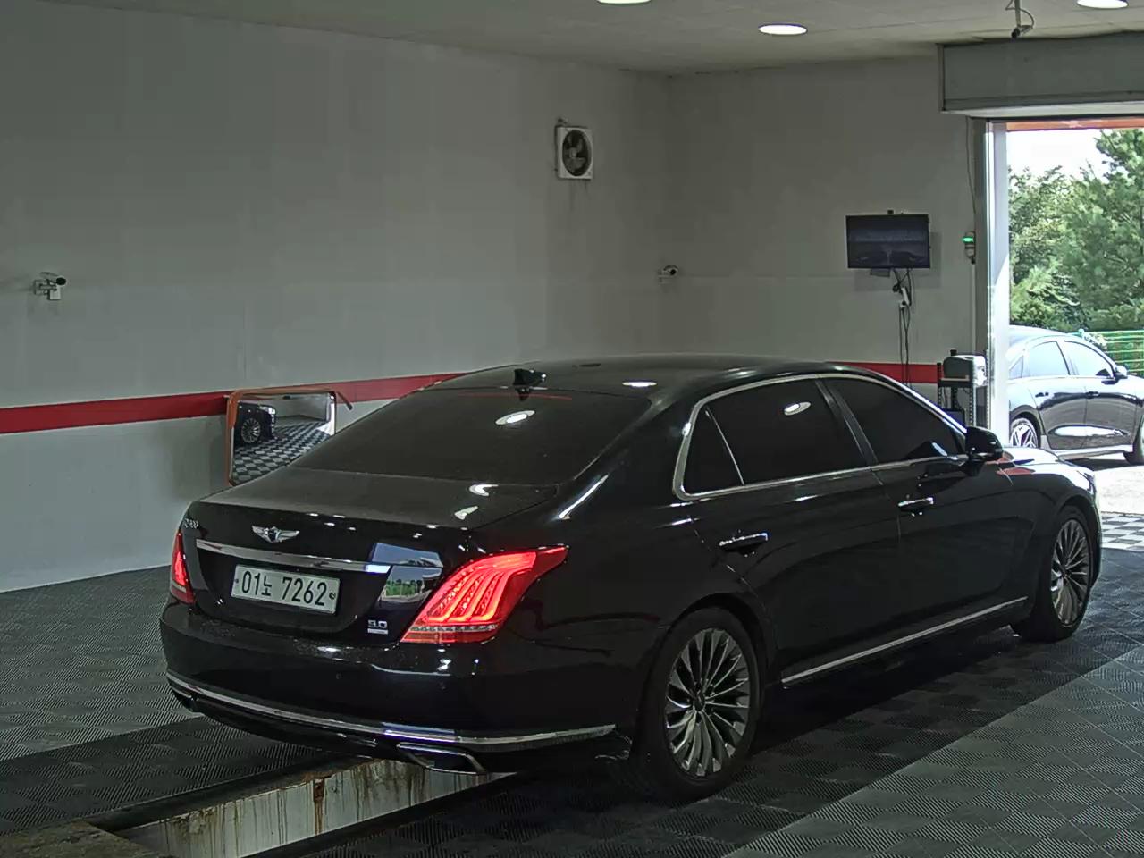 جينيسيس Eq900 5.0 GDI دفع كلي بريستيج 2017 دفع رباعي PRESTIGE