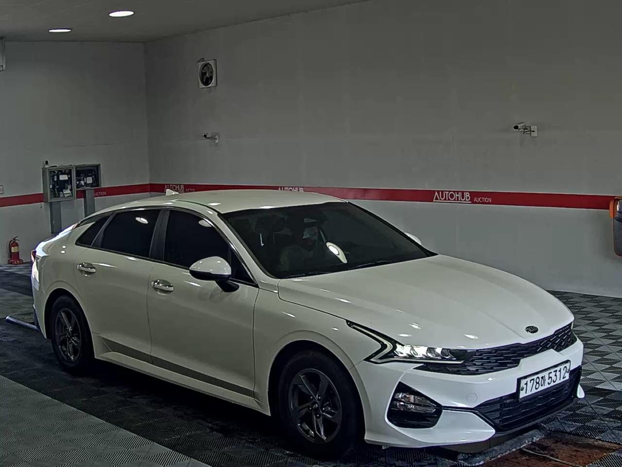 2020 - kia k5