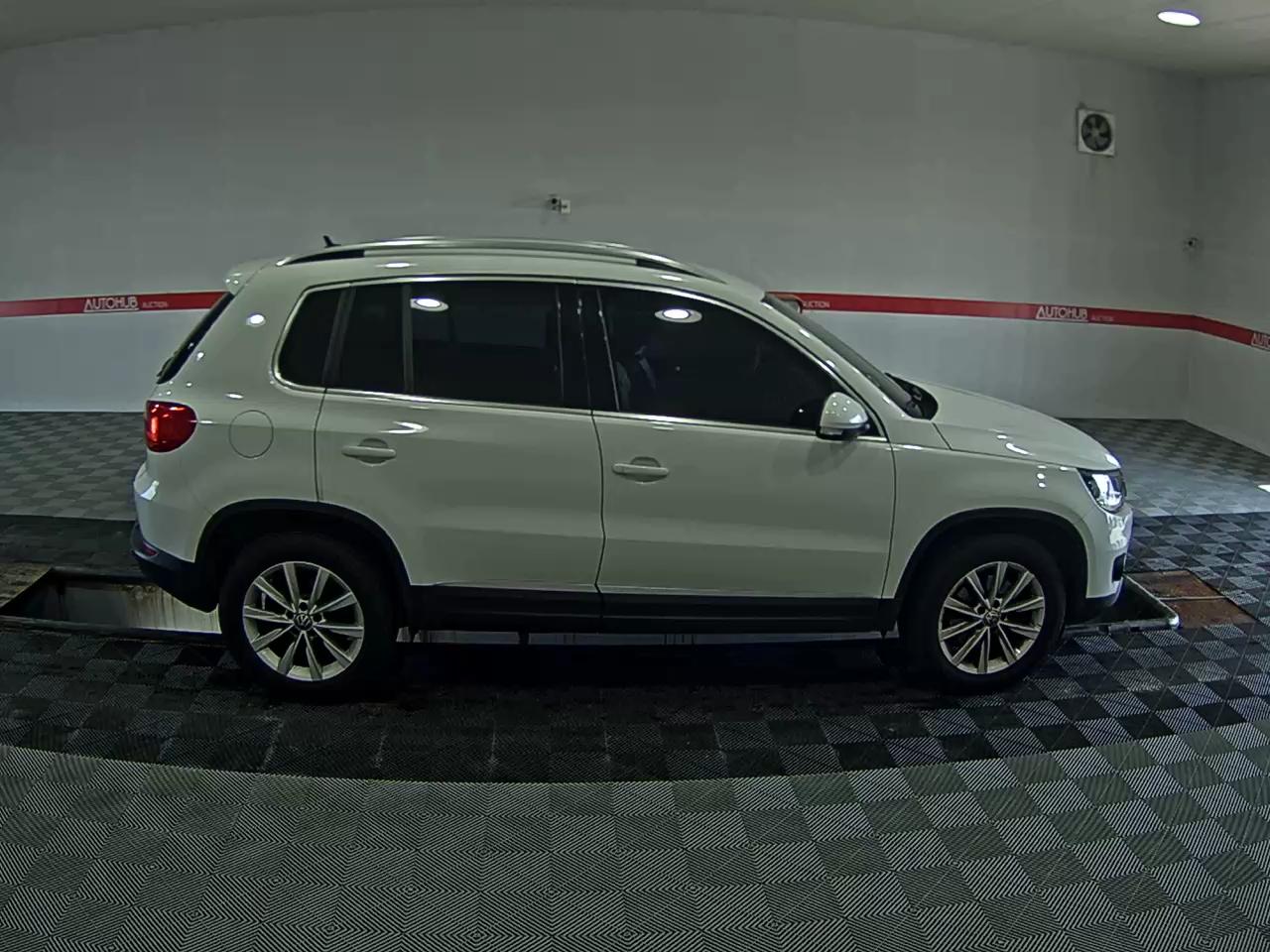 فولكس فاجن تيجوان 2.0 TDI Bluemotion 2016
