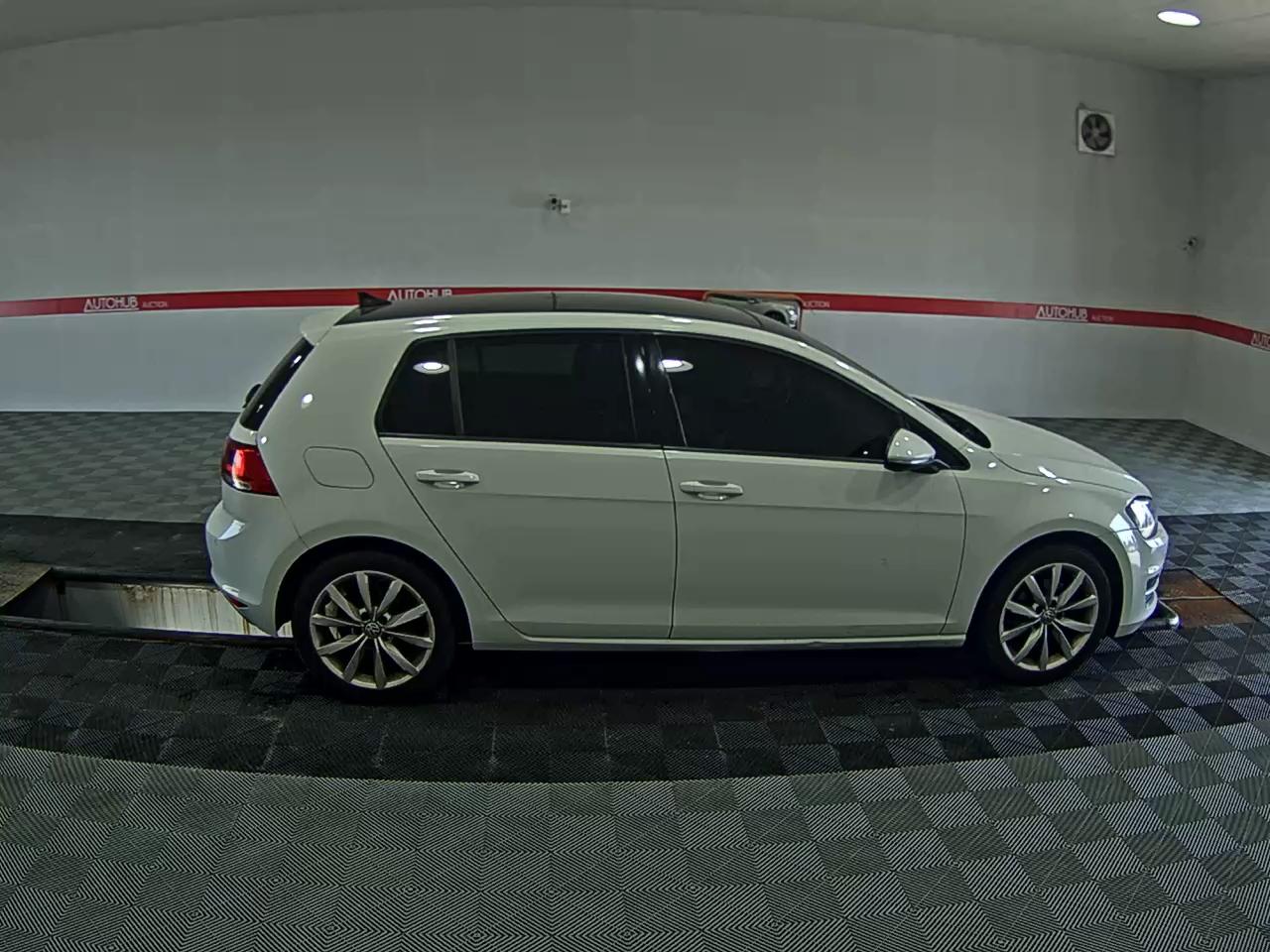 فولكس فاجن جولف (7Th Gen) 2.0 TDI 2014