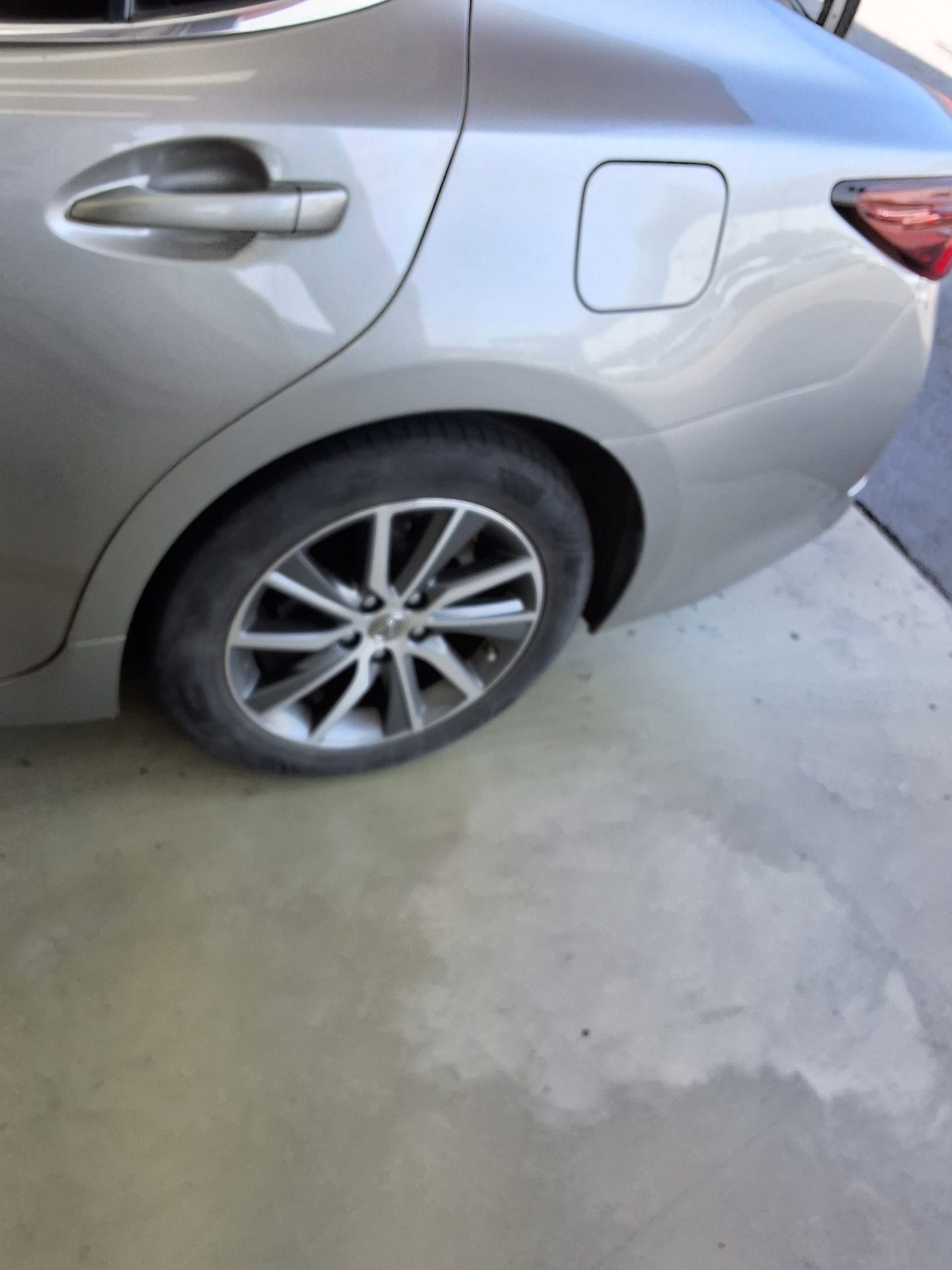 لكزس إي إس (6Th Gen) 300H 2016 300h