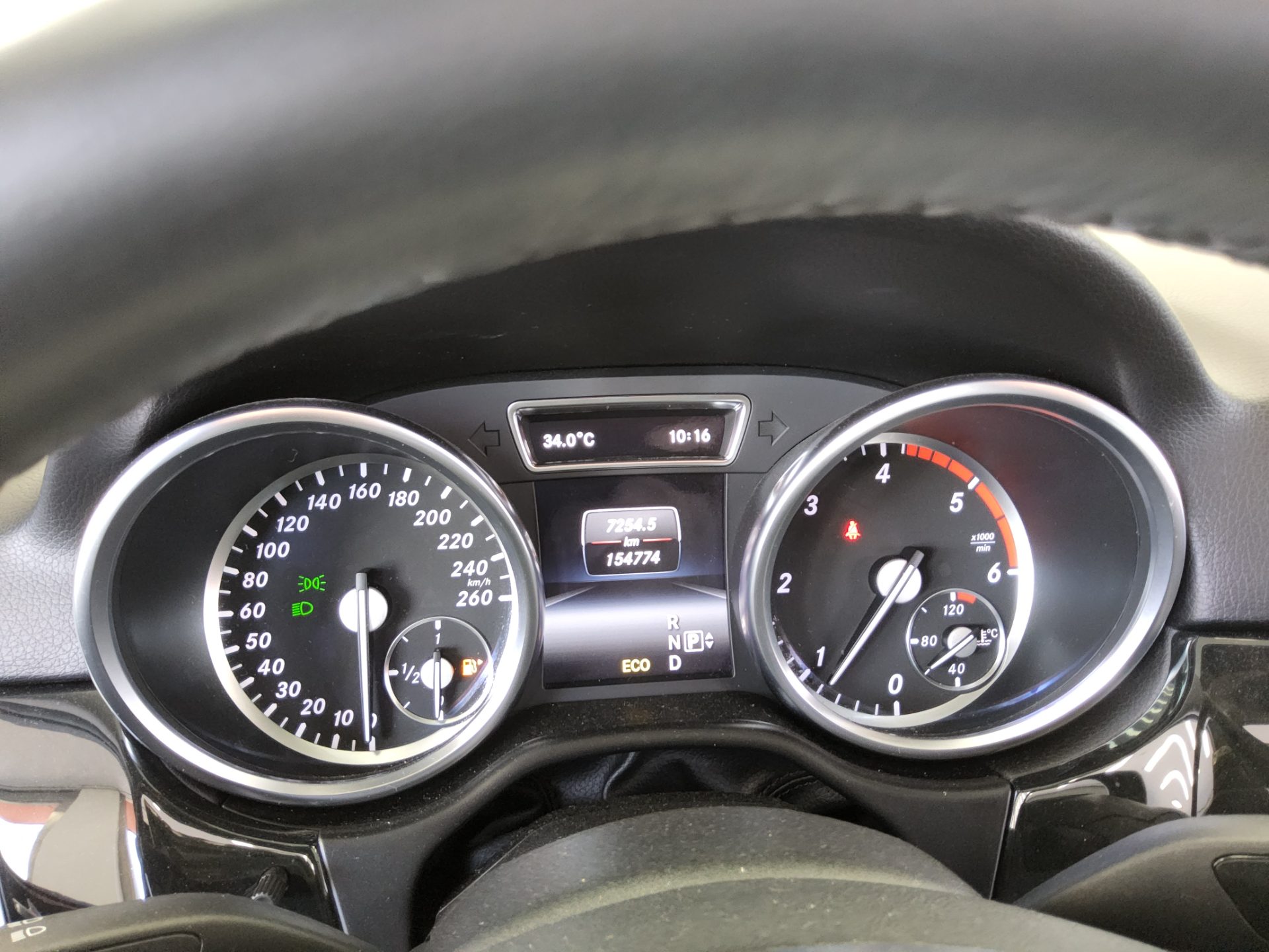 مرسيدس بنز M Class (3Rd Gen) Ml350 Bluetec فورماتيك 2014 4MATIC