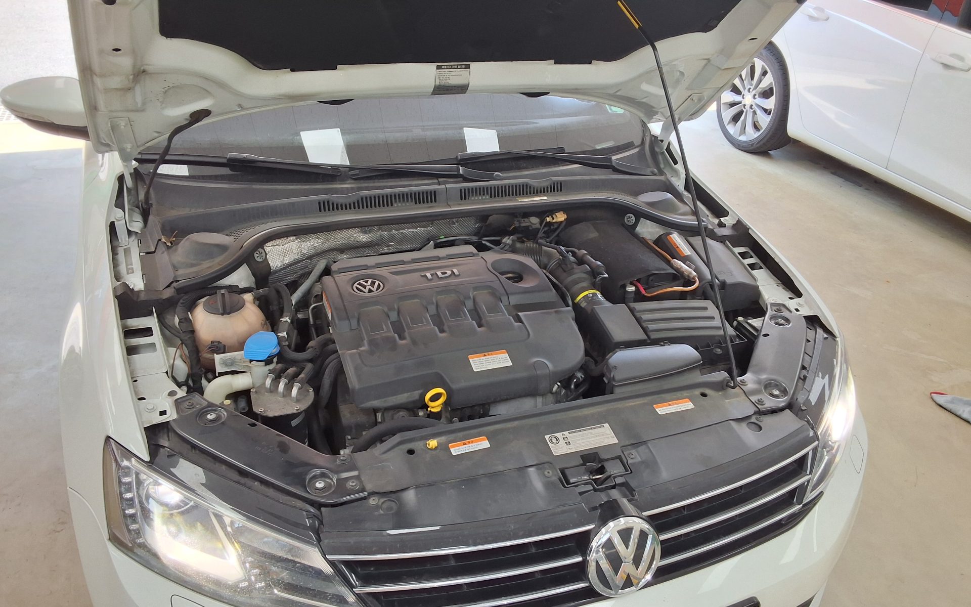 فولكس فاجن جيتا (6Th Gen) 2.0 TDI Bluemotion بريميوم 2015 بريميوم