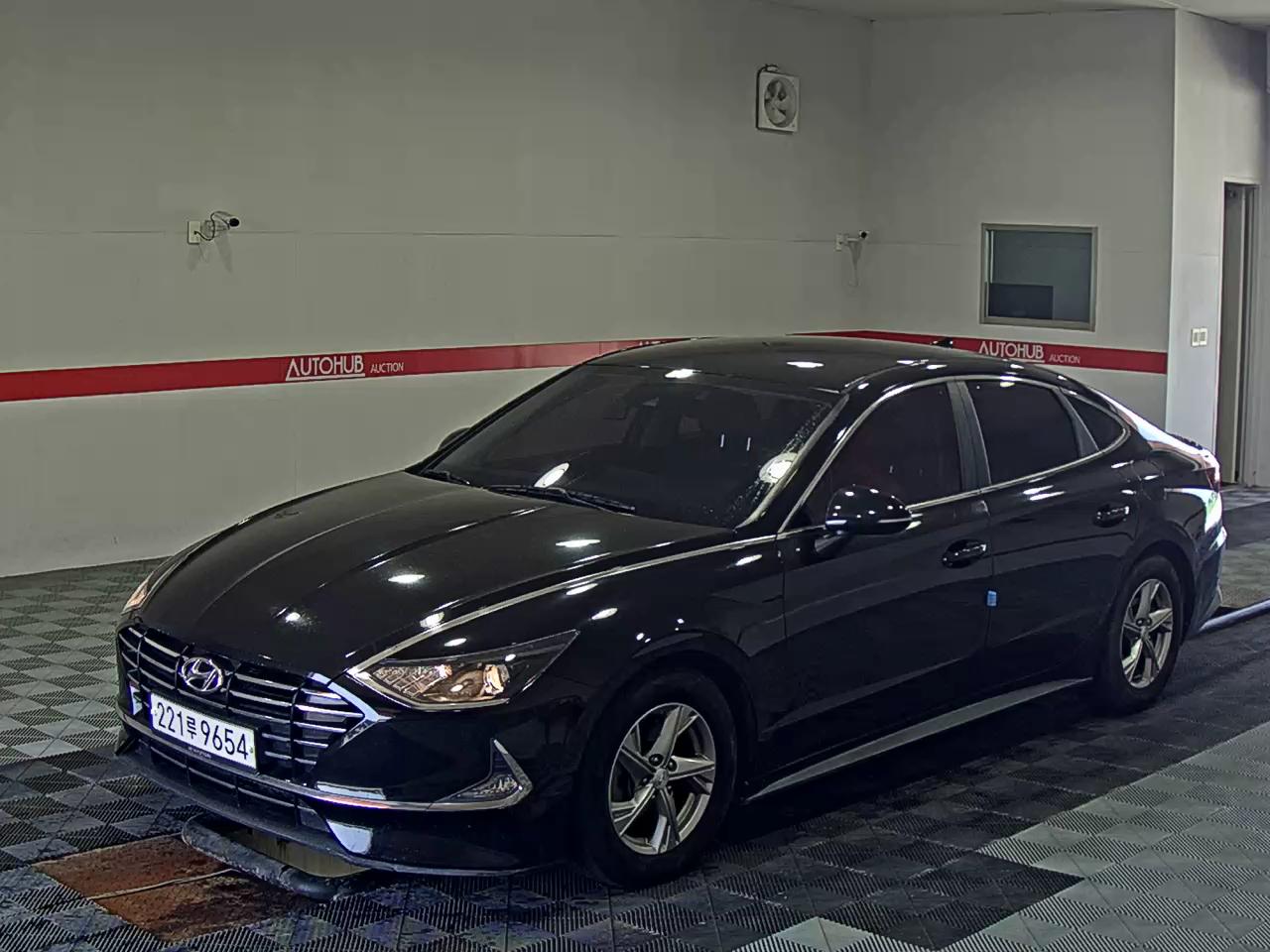 HYUNDAI SONATA (DN8) RENTAL CAR SMART
