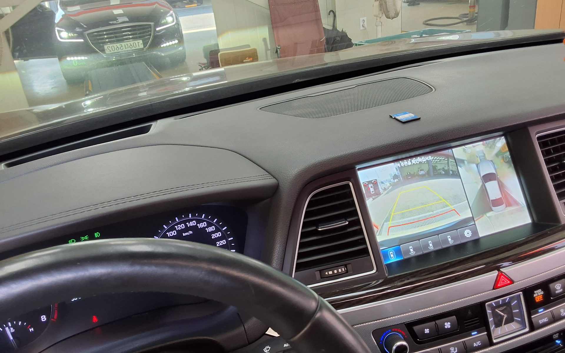 2018 - genesis g80