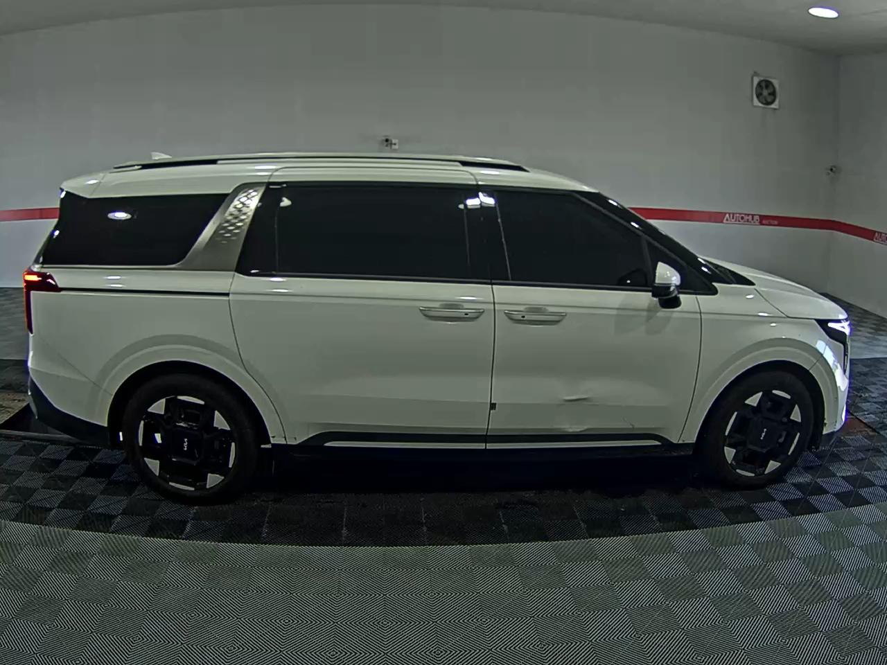 2025 - kia carnival