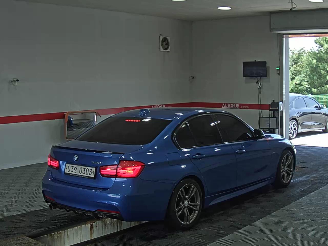 بي إم دبليو 3 Series (6Th Gen) 320I M Sport 2016 SPORT