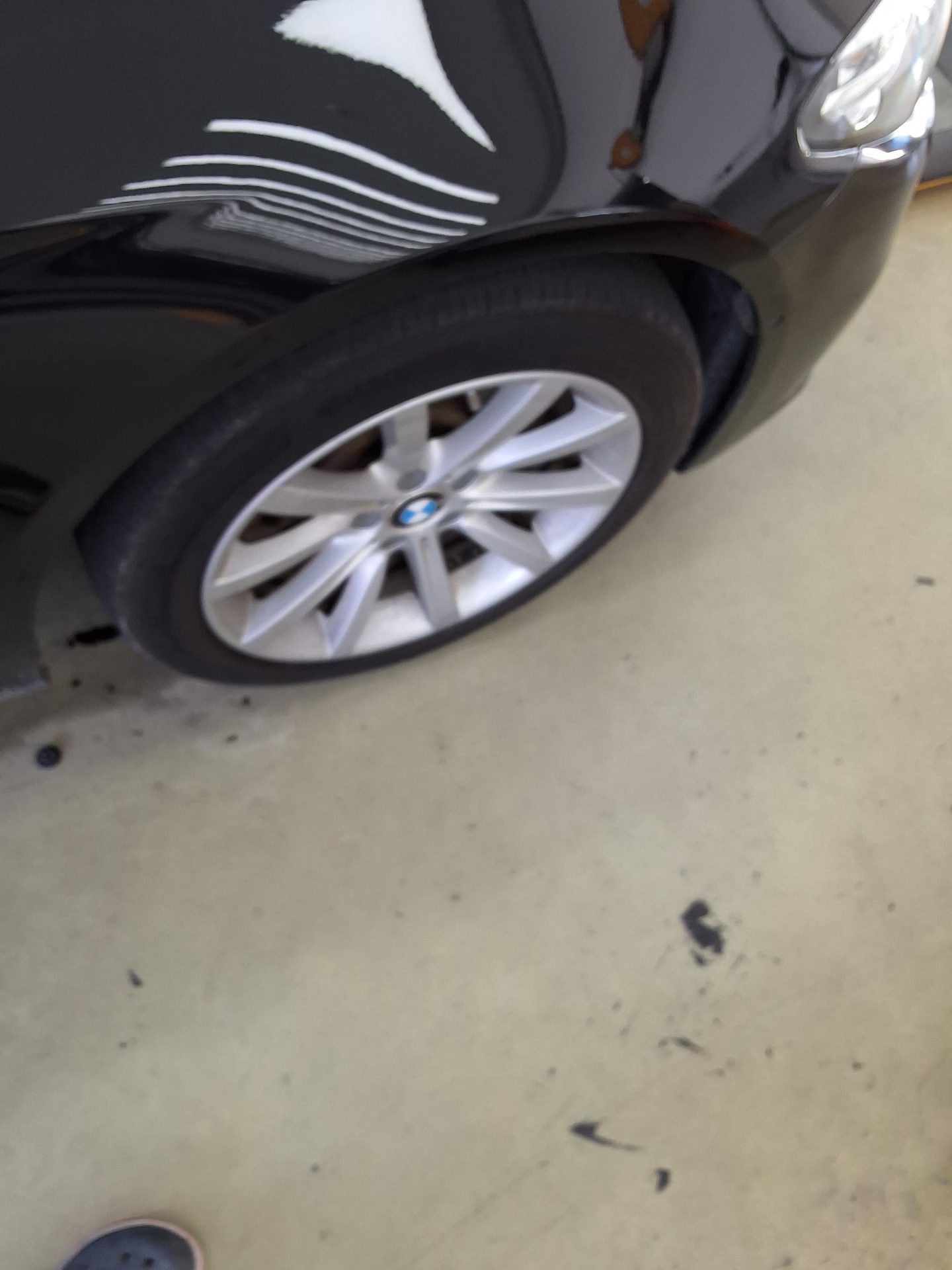 بي إم دبليو 5 Series (6Th Gen) 528I إكس درايف 2015 528i