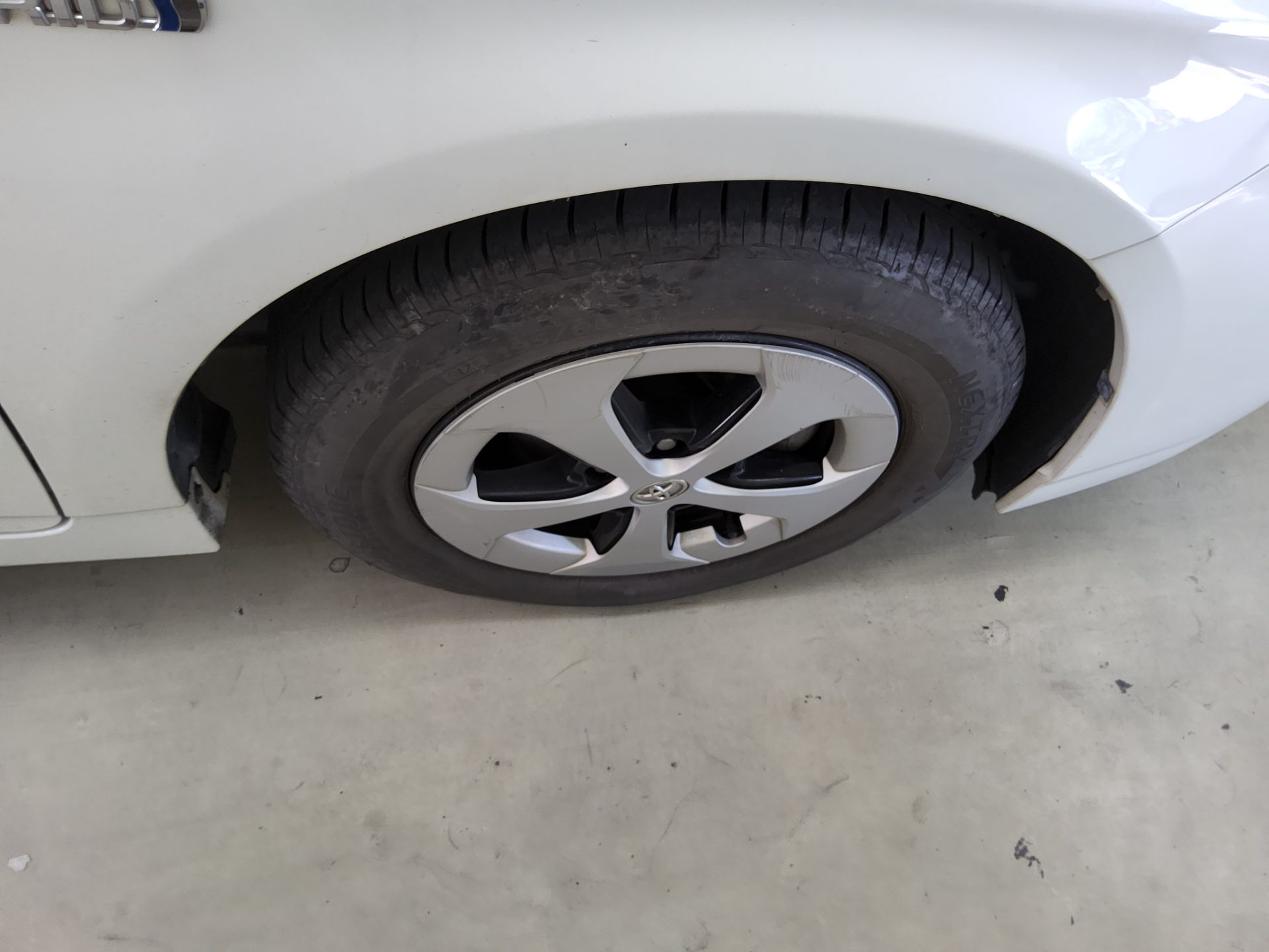 2012 - toyota prius