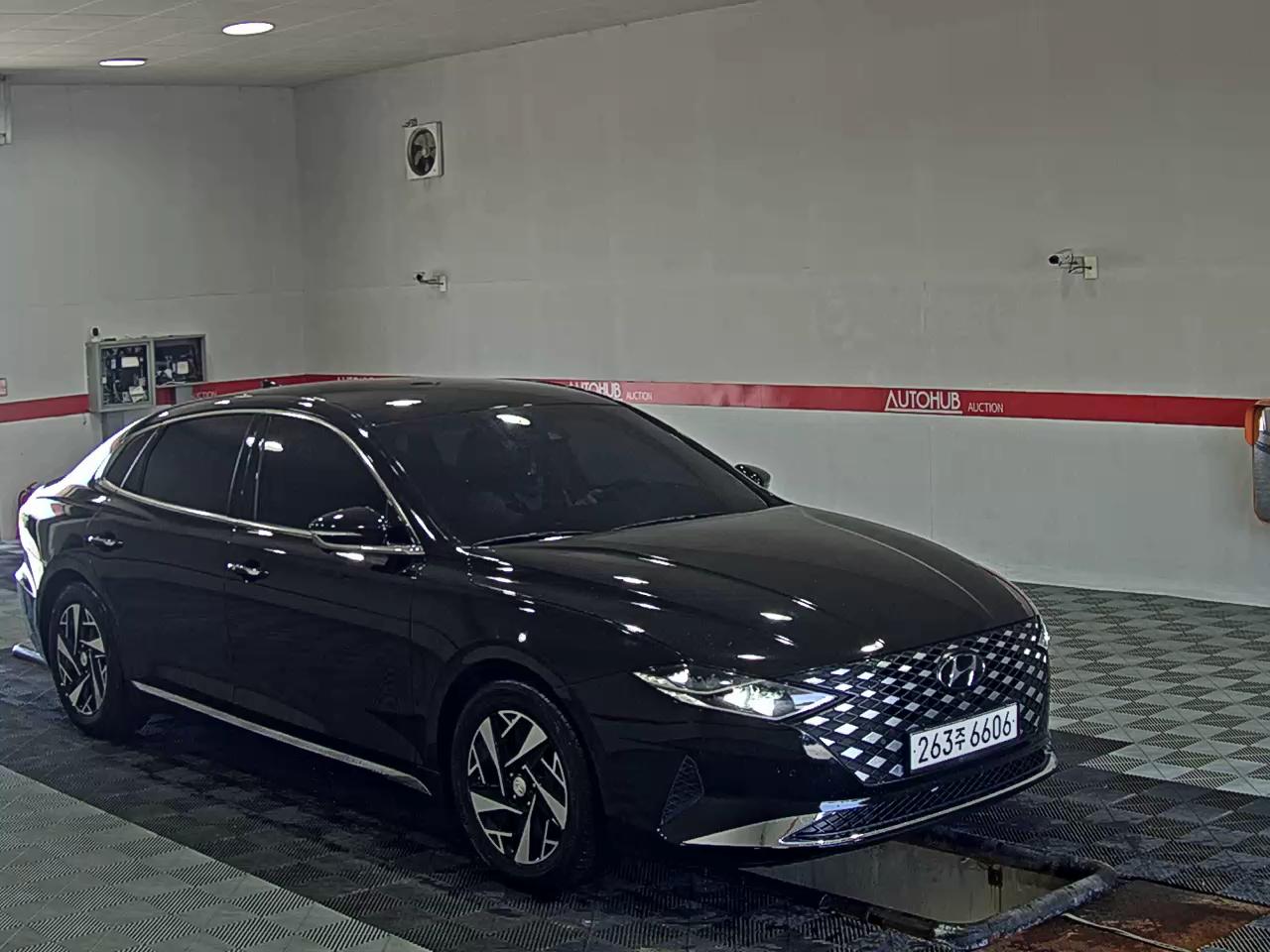 2021 - hyundai grandeur