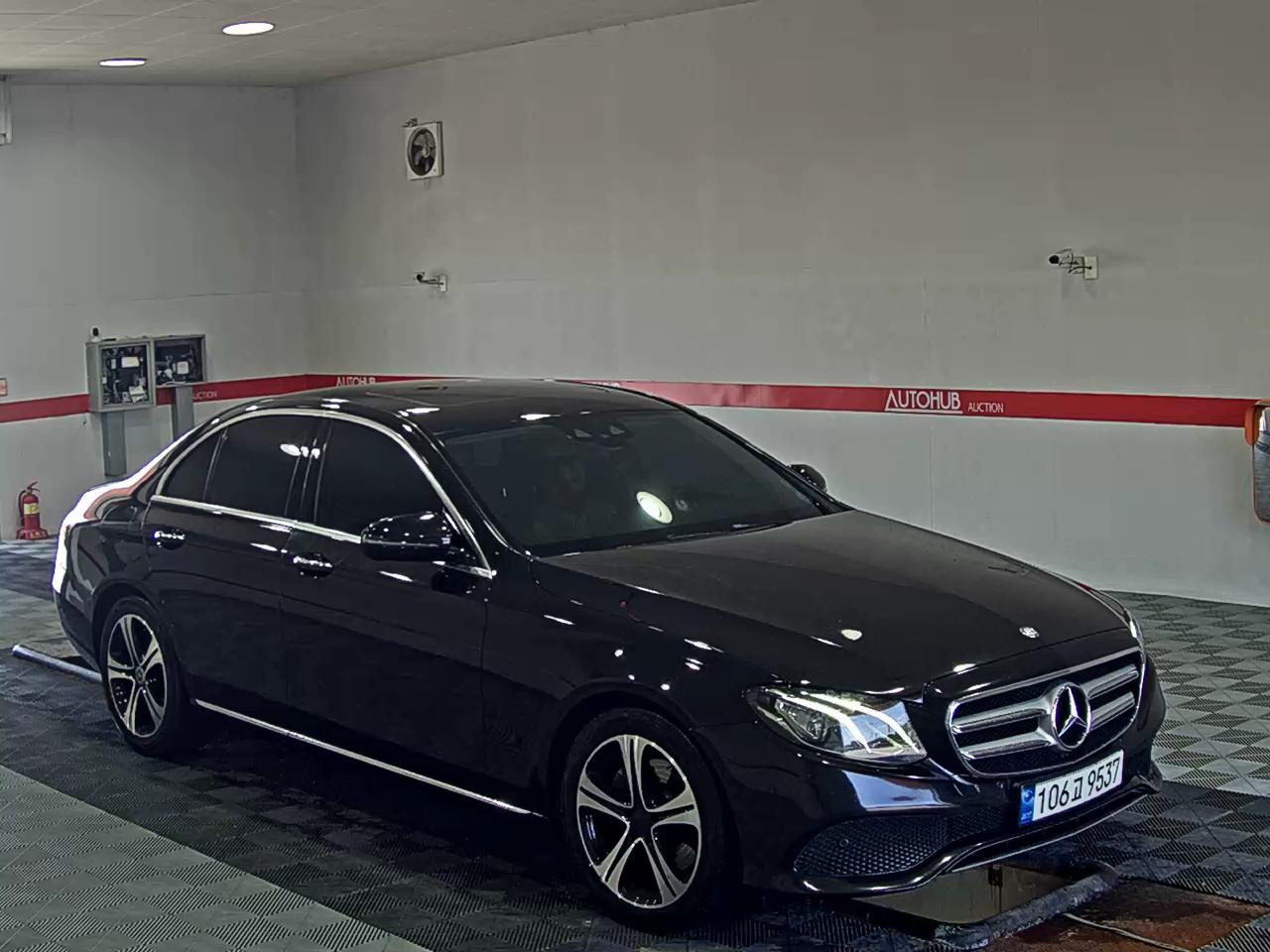 مرسيدس بنز E Class (5Th Gen) E200 Avantgarde 2017 E200