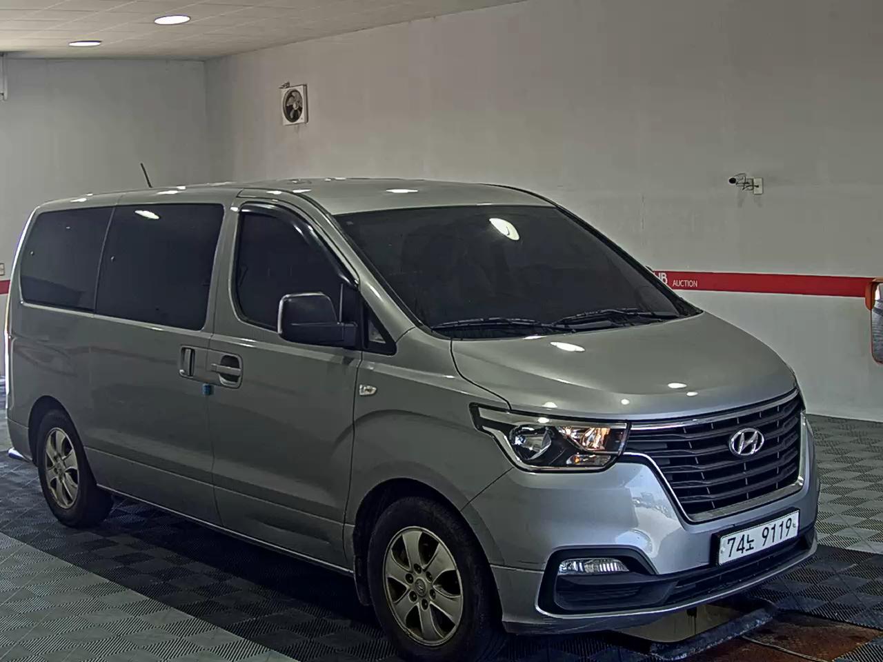 هيونداي الجديد جراند ستاركس 11 Seater ديزل سمارت 2020 SMART