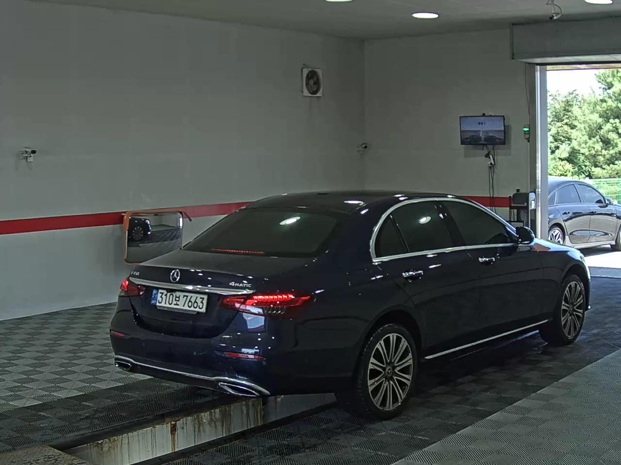 مرسيدس بنز E Class (5Th Gen) E450 فورماتيك إكسكلوسيف 2021 4MATIC إكسكلوسيف