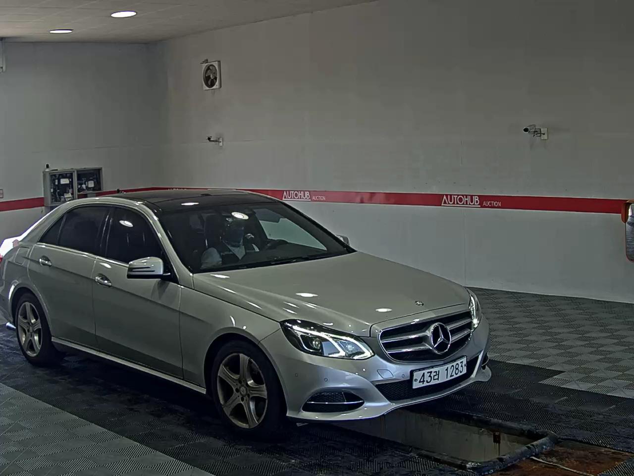 مرسيدس بنز E Class (4Th Gen) E250 Cdi فورماتيك 2014 4MATIC