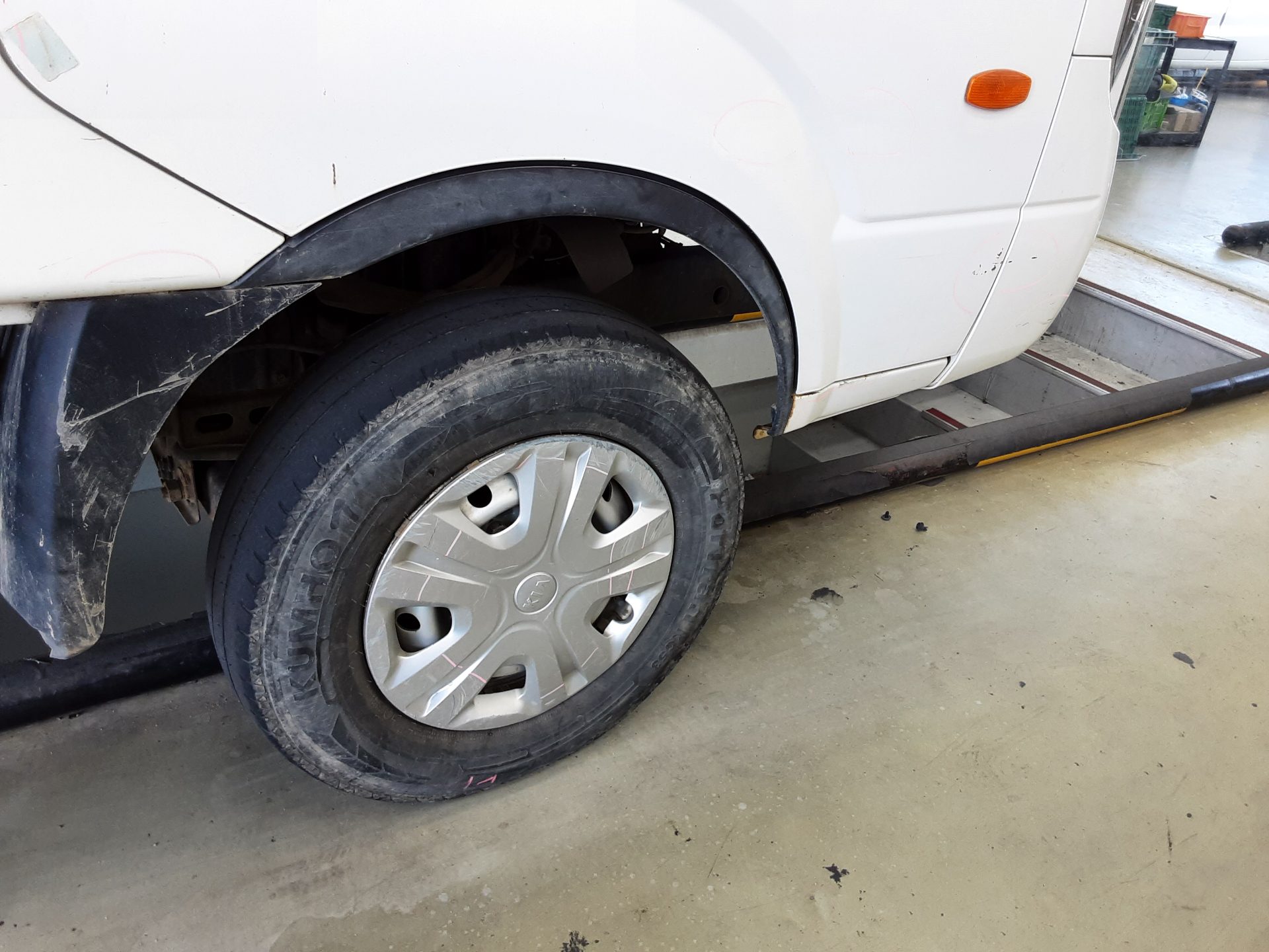 2019 - kia bongo