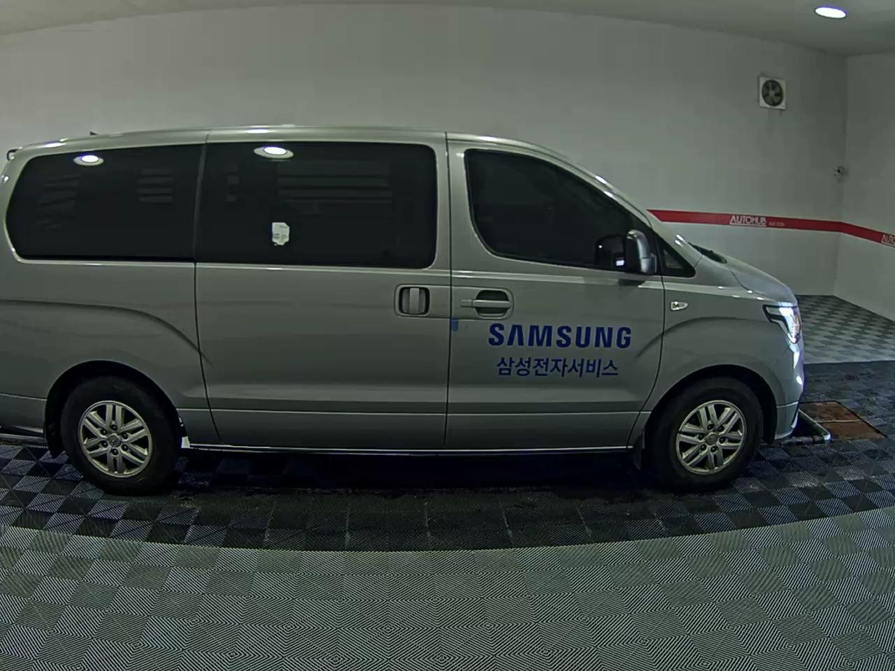 2021 - hyundai grand starex