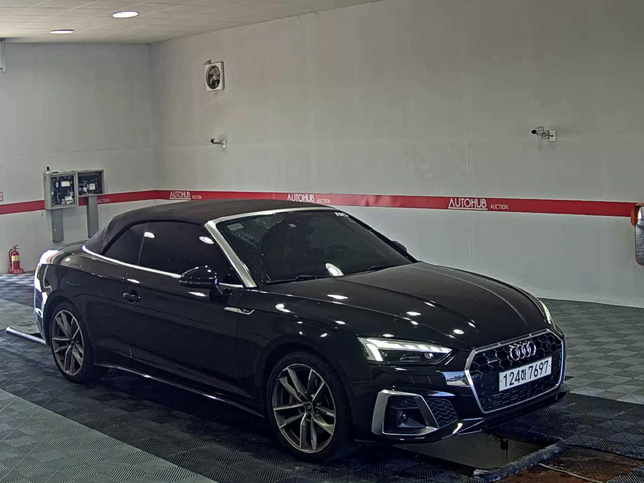 أودي إيه 5 (2Nd Gen) 45Tfsi كواترو Cabriolet 2021