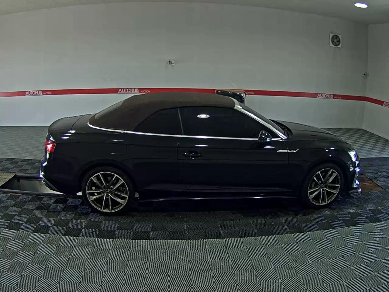 أودي إيه 5 (2Nd Gen) 45Tfsi كواترو Cabriolet 2021