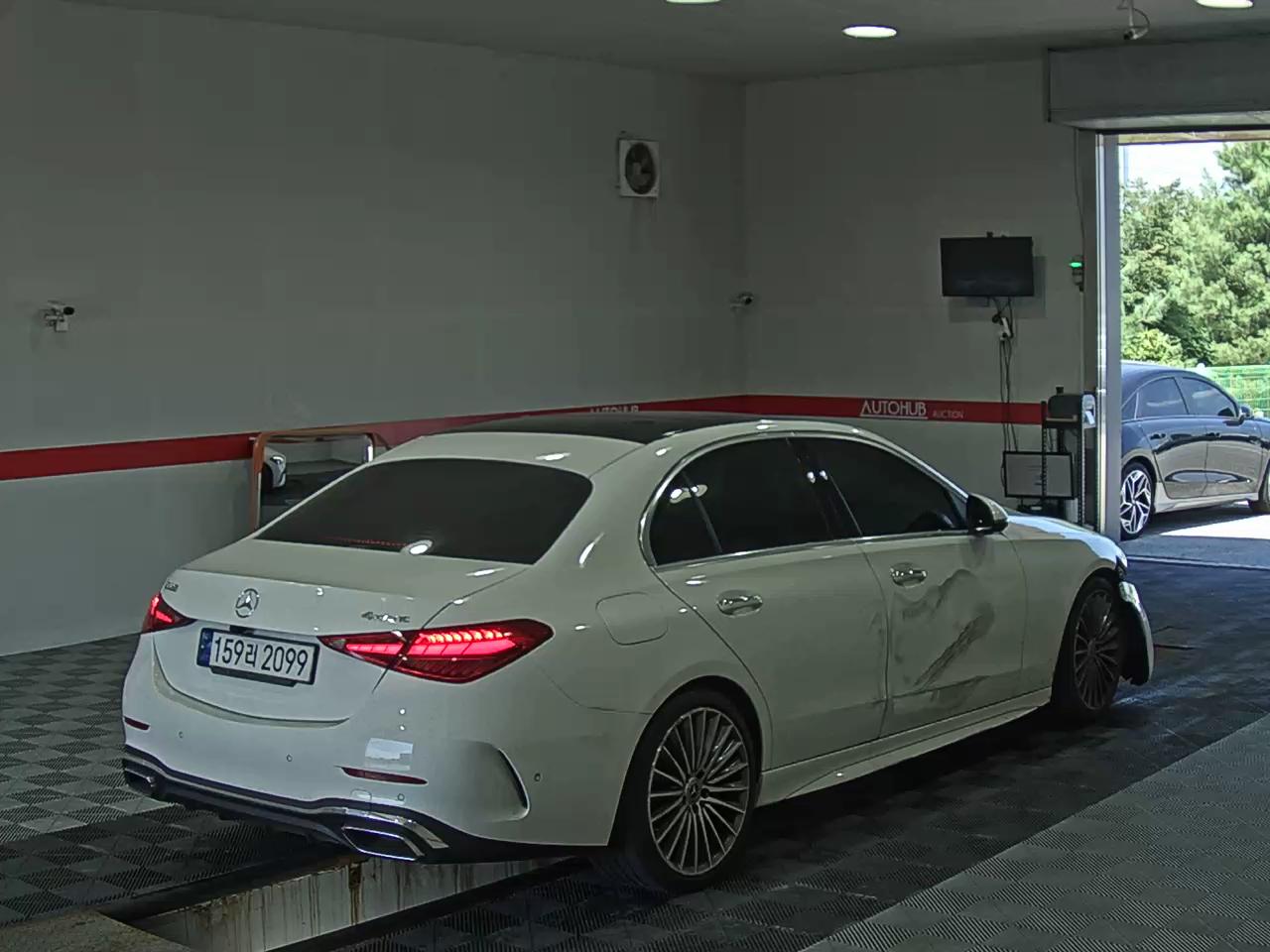 2023 - mercedes-benz c300
