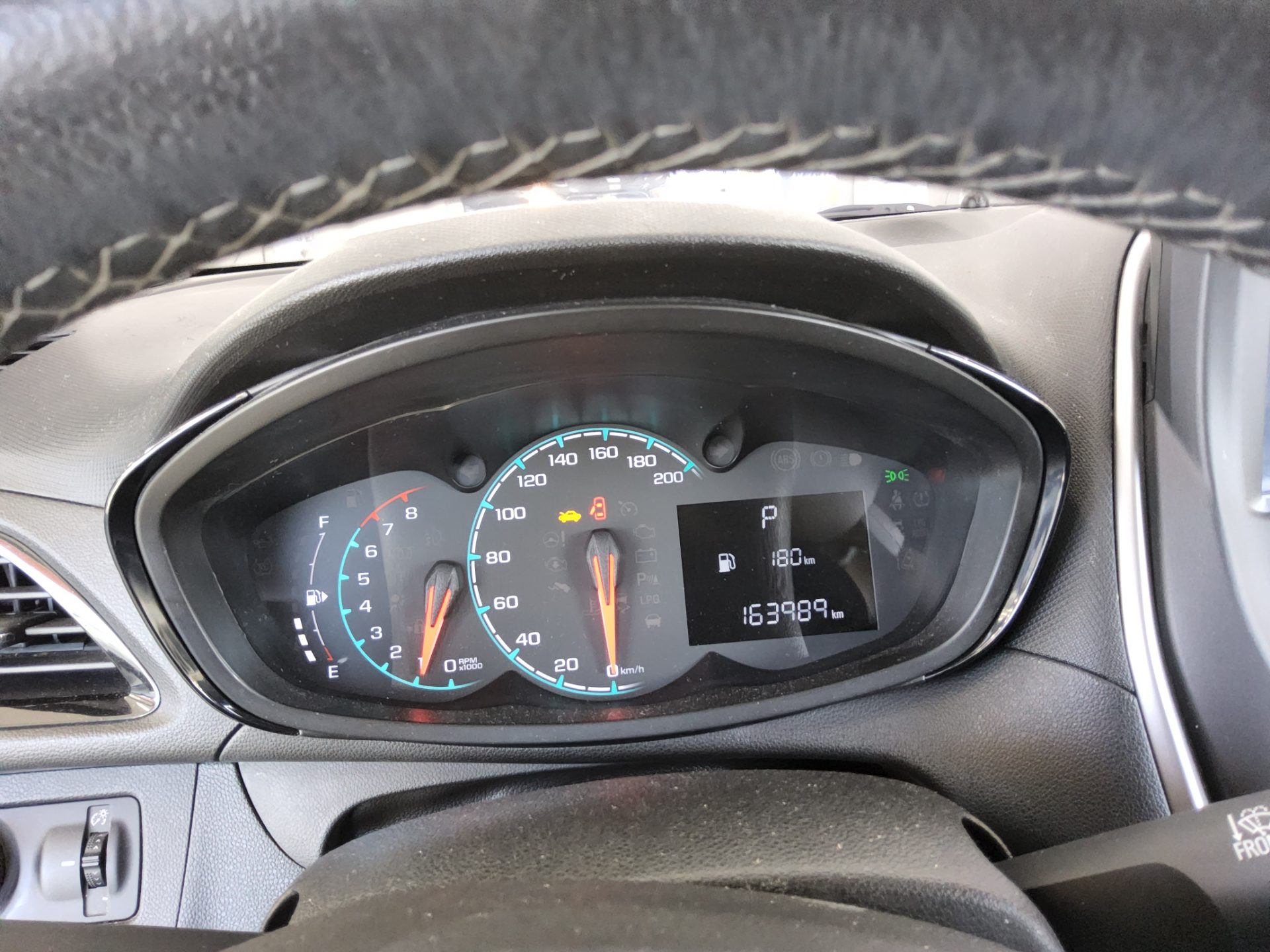 2016 - chevrolet spark