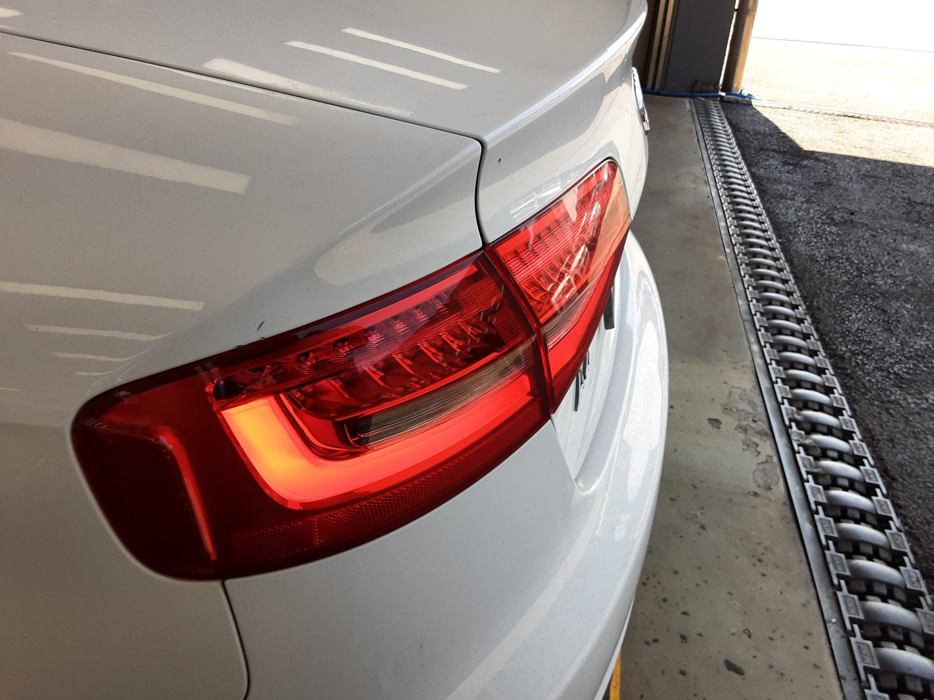 أودي إيه 4 (4Th Gen) 2.0 TDI كواترو Dynamic 2014