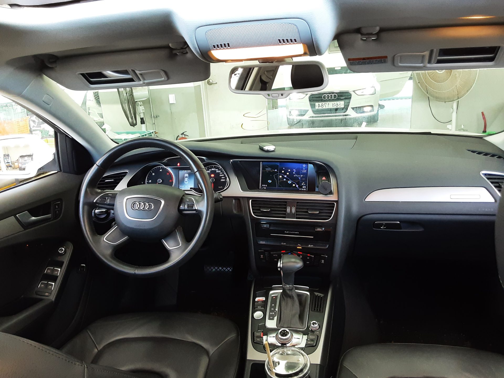 أودي إيه 4 (4Th Gen) 2.0 TDI كواترو Dynamic 2014