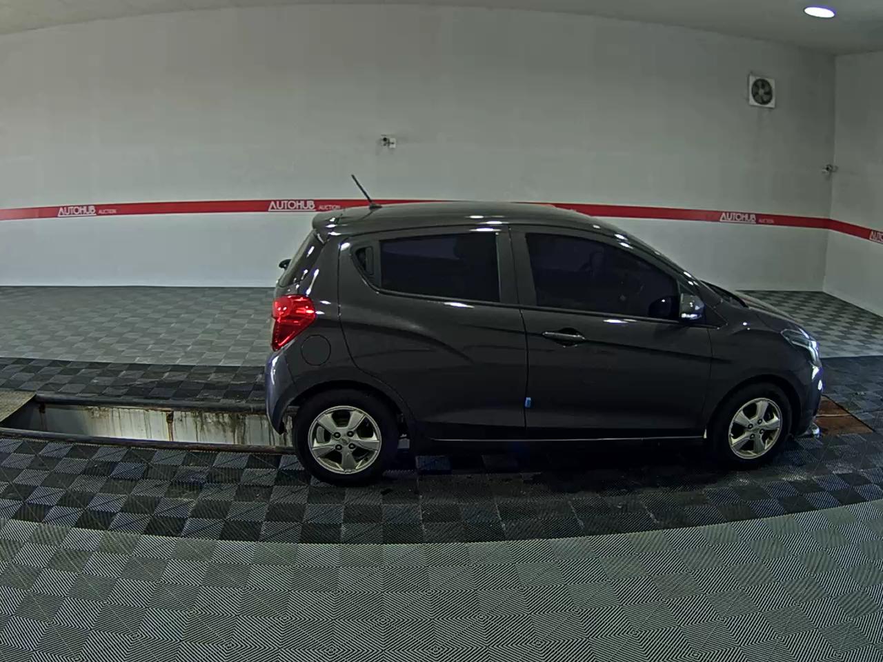2016 - chevrolet spark