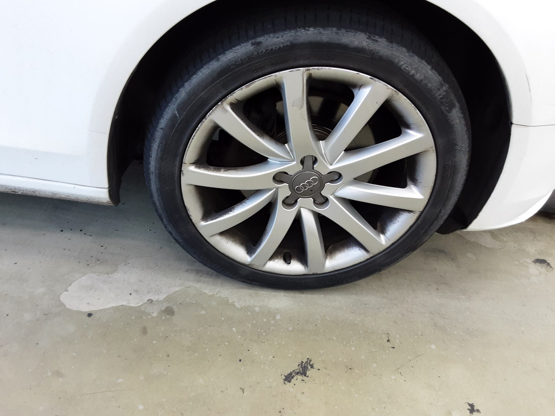 أودي إيه 4 (4Th Gen) 2.0 TDI كواترو Dynamic 2014