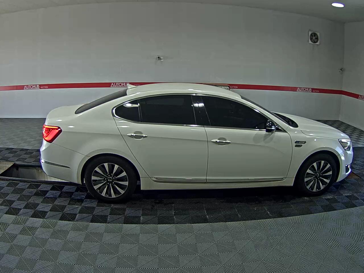 2014 - kia k7