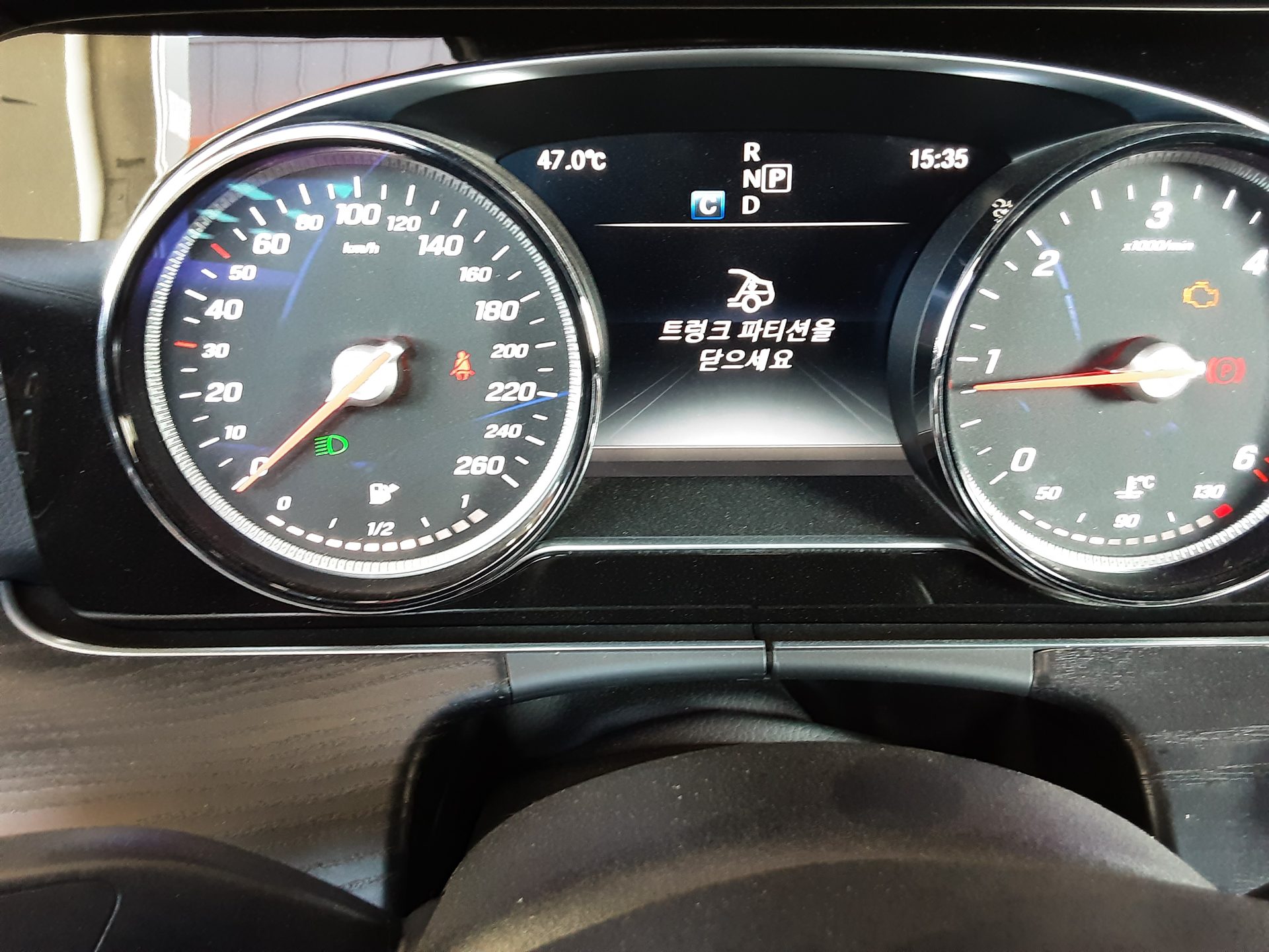 مرسيدس بنز E Class (5Th Gen) Cabriolet E220D 2018 E220d