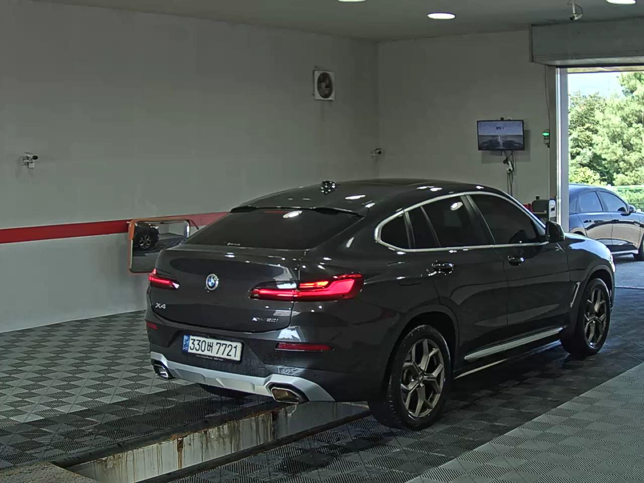 2022 - bmw x4