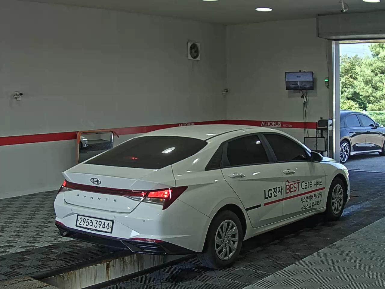 هيونداي أفانتي 2022