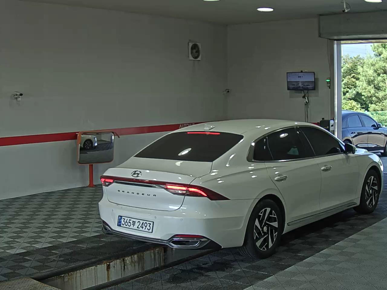 هيونداي جرانديور 2023 IG LE BLANC