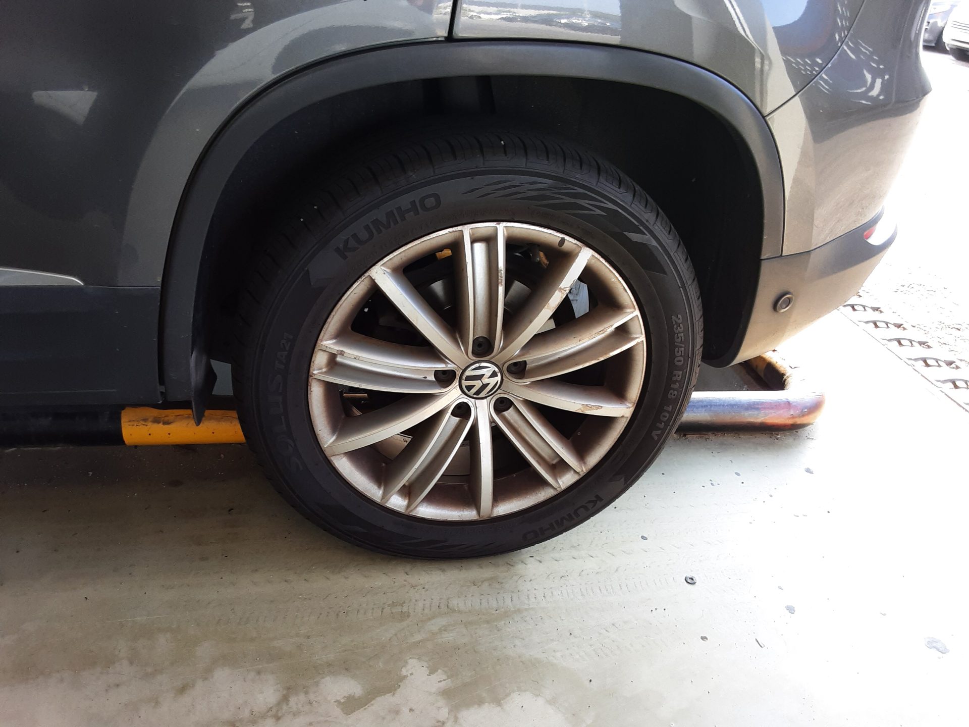 فولكس فاجن تيجوان 2.0 TDI Bluemotion بريميوم 2013 بريميوم