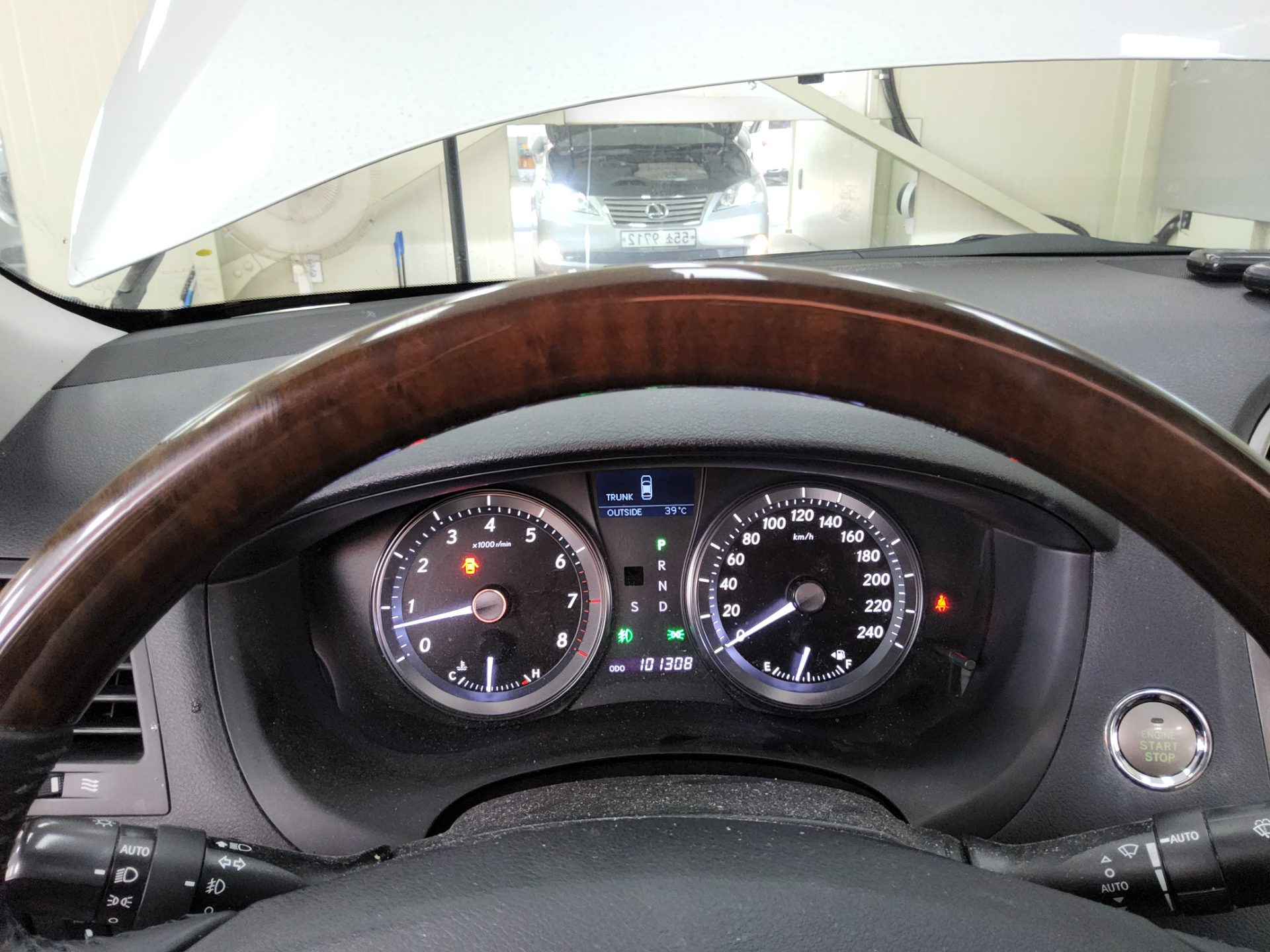 لكزس إي إس (5Th Gen) 350 2012