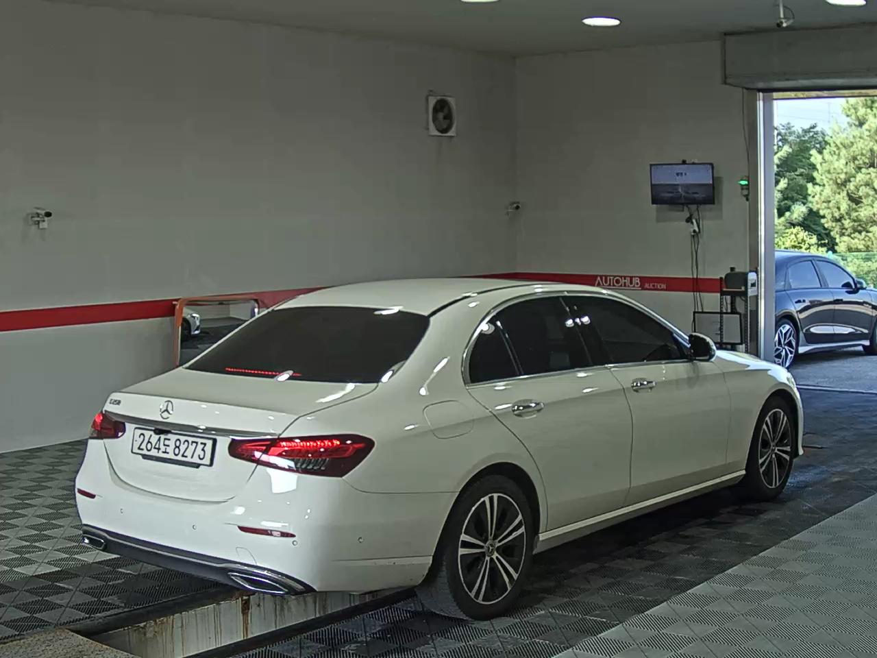 مرسيدس بنز E Class (5Th Gen) E250 Avantgarde 2021 E250