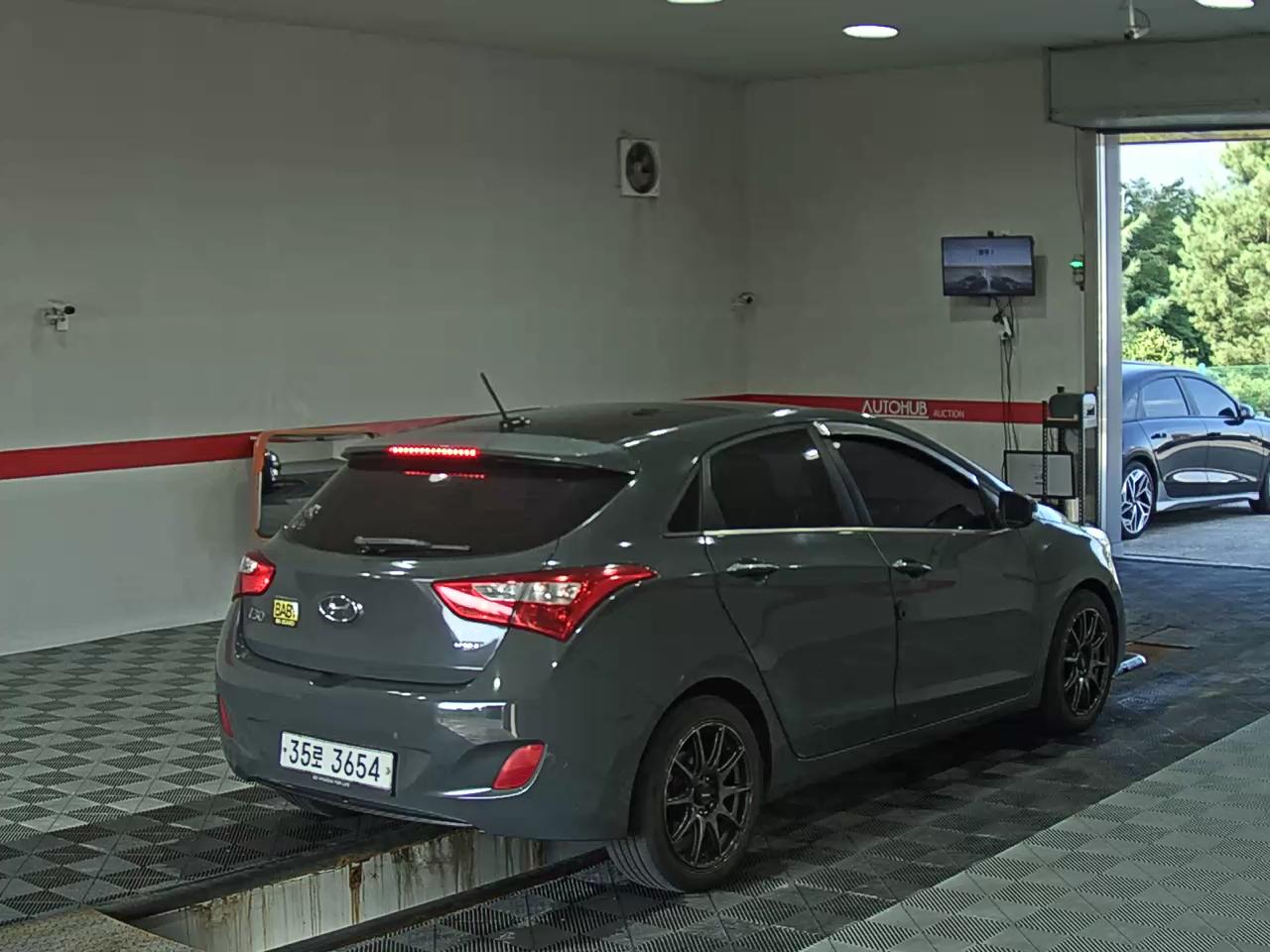هيونداي جديد I30 1.6 VGT Unique 2012