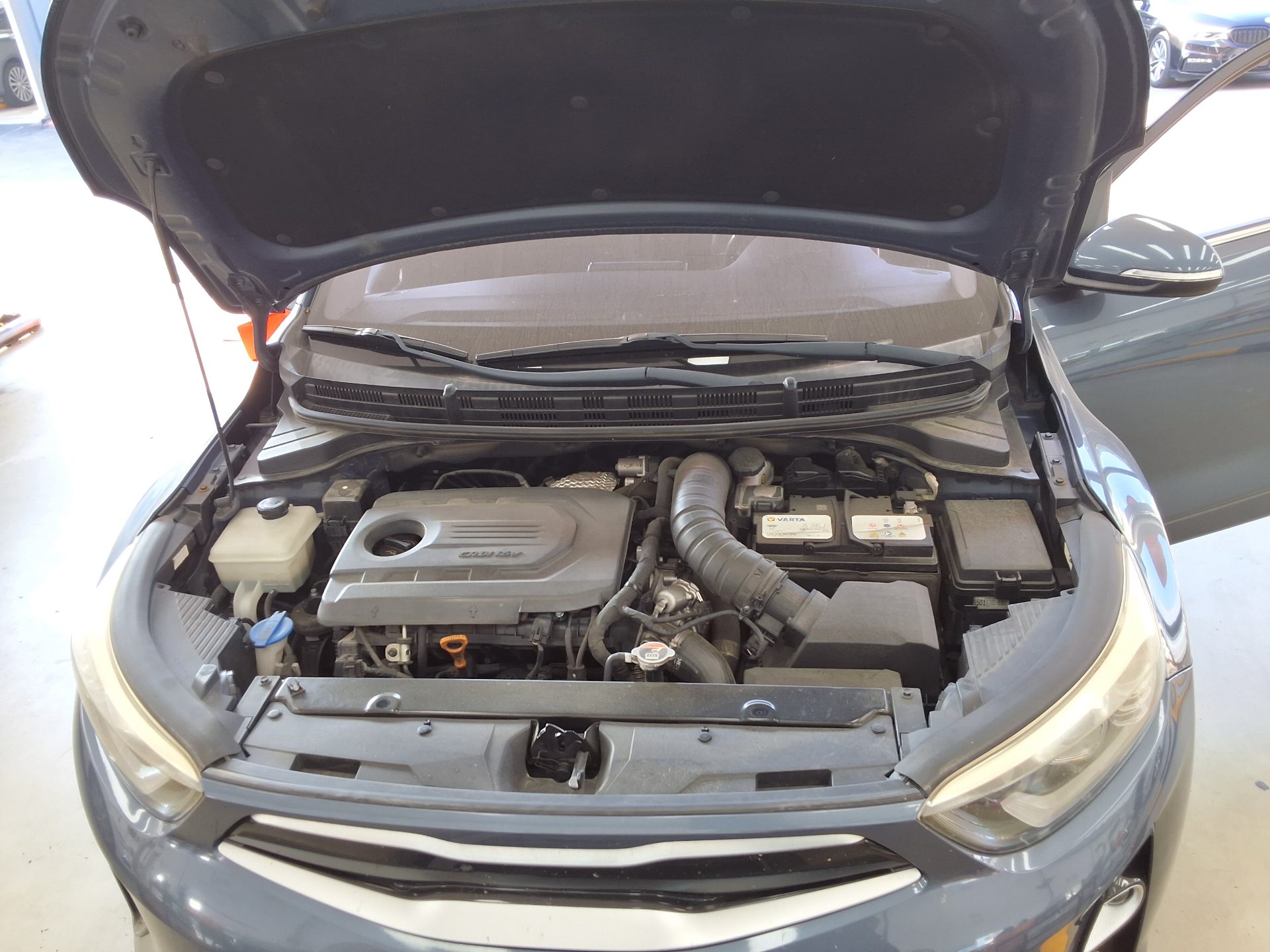 كيا Stonic U2 1.6 ديزل بريستيج 2018 PRESTIGE