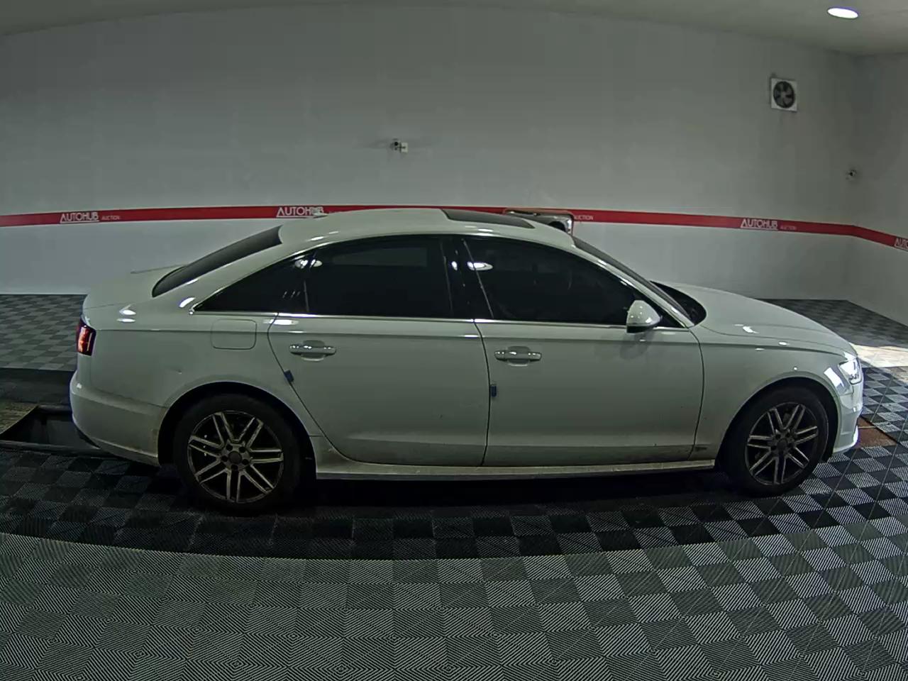 أودي إيه 6 (4Th Gen) 35 TDI Comfort 2016