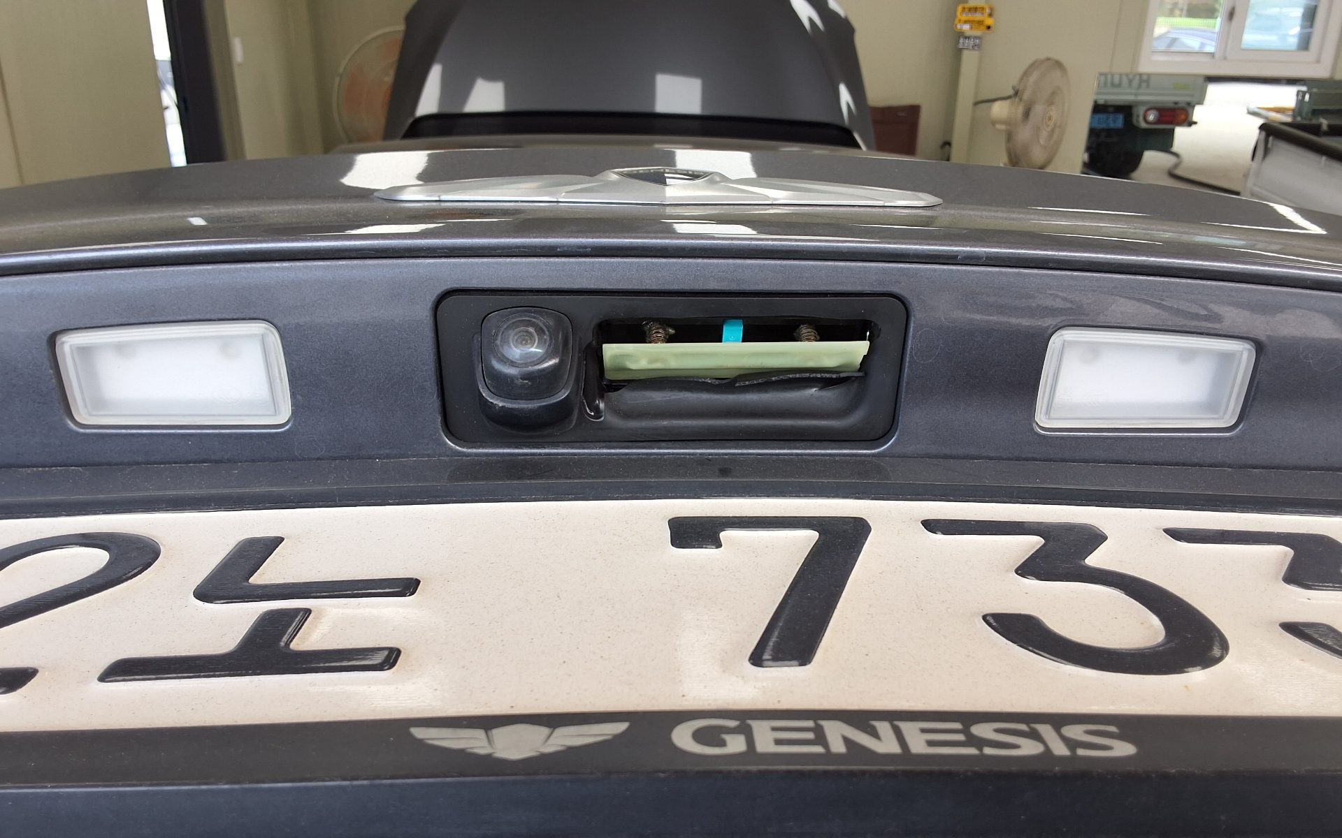 هيونداي جينيسيس Dh G330 دفع كلي بريميوم 2016 دفع رباعي بريميوم
