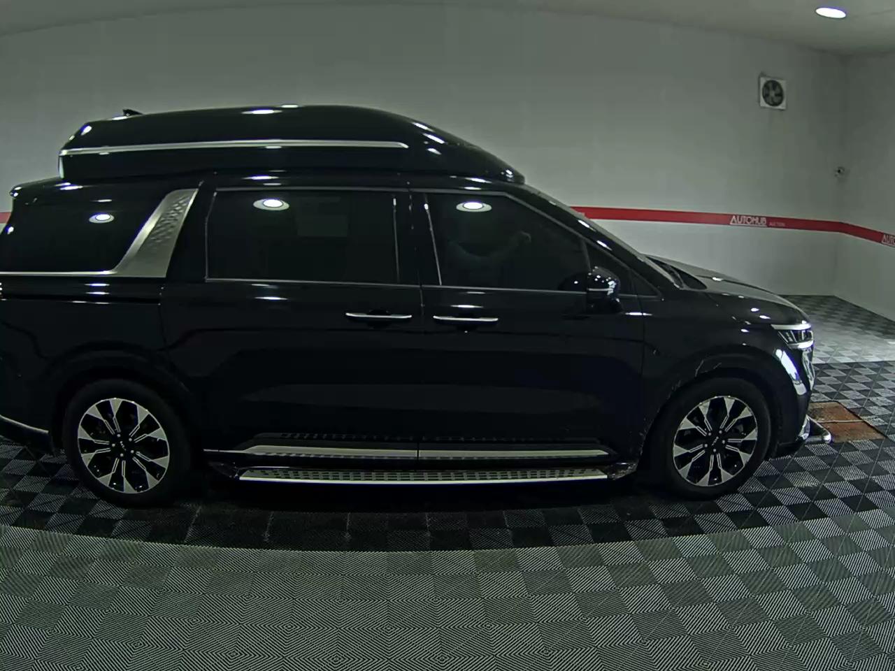 2022 - kia carnival
