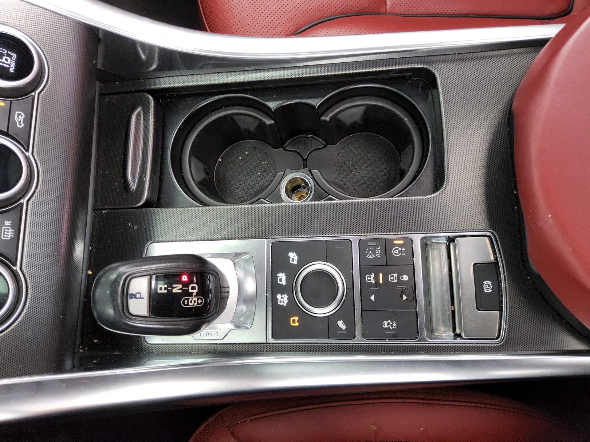 2016 - land rover range rover