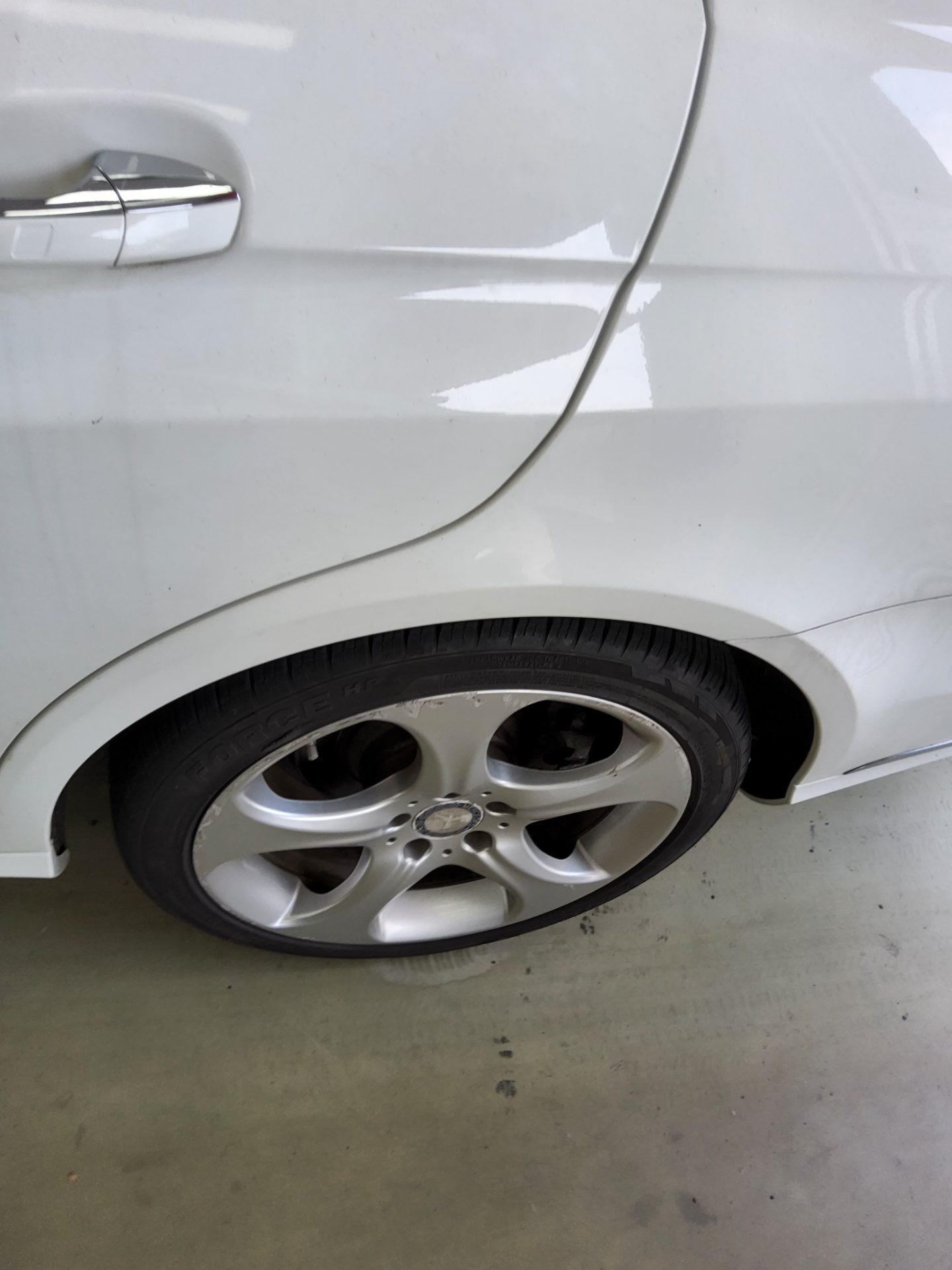 مرسيدس بنز E Class (4Th Gen) E350 فورماتيك Intelligent Drive 2014 4MATIC