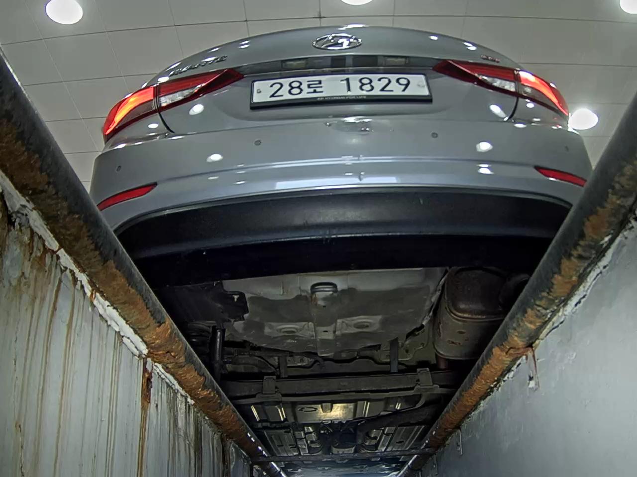 2014 - hyundai avante