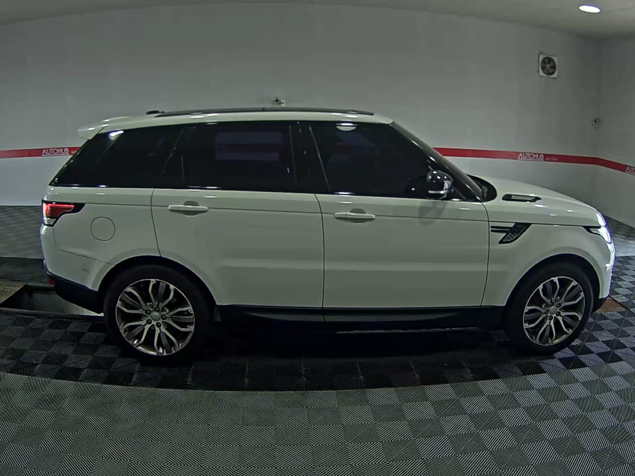 2016 - land rover range rover