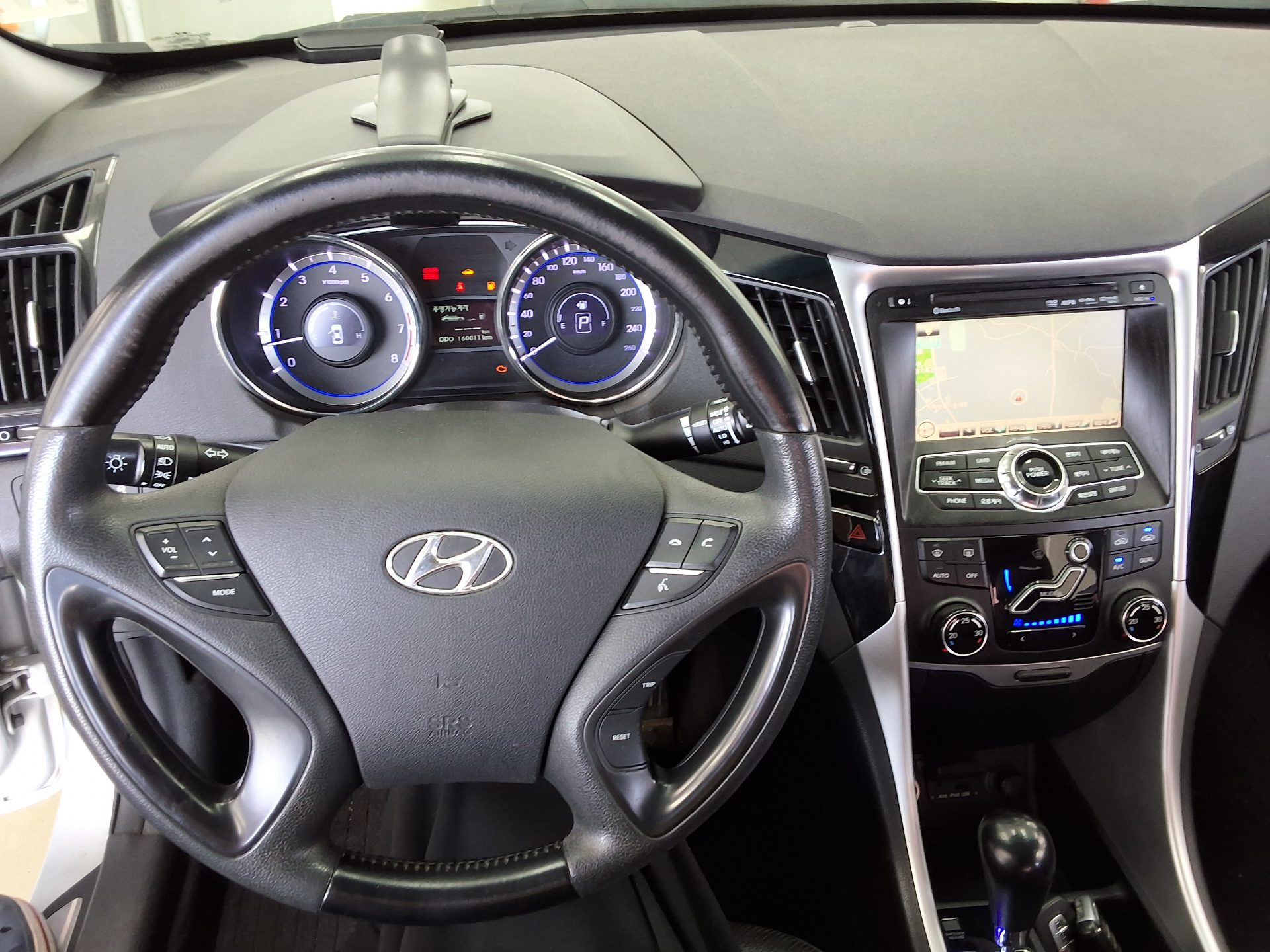 2010 - hyundai sonata