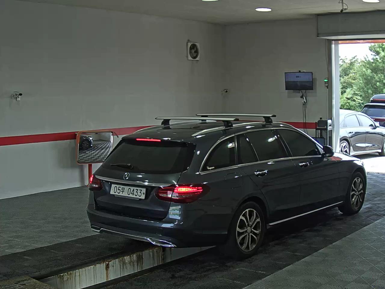 2016 - mercedes-benz c220